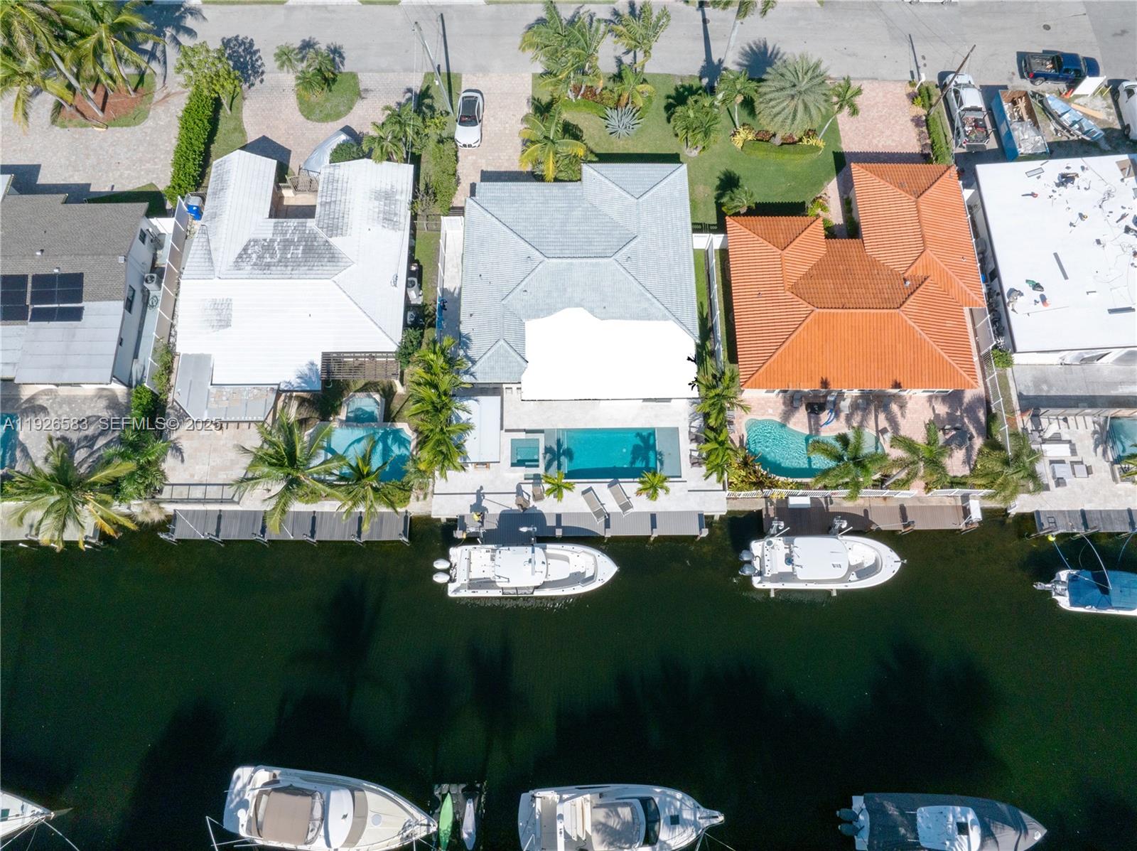 2734 SE 14th Street Pompano Beach Fl Us 33062 A11926583