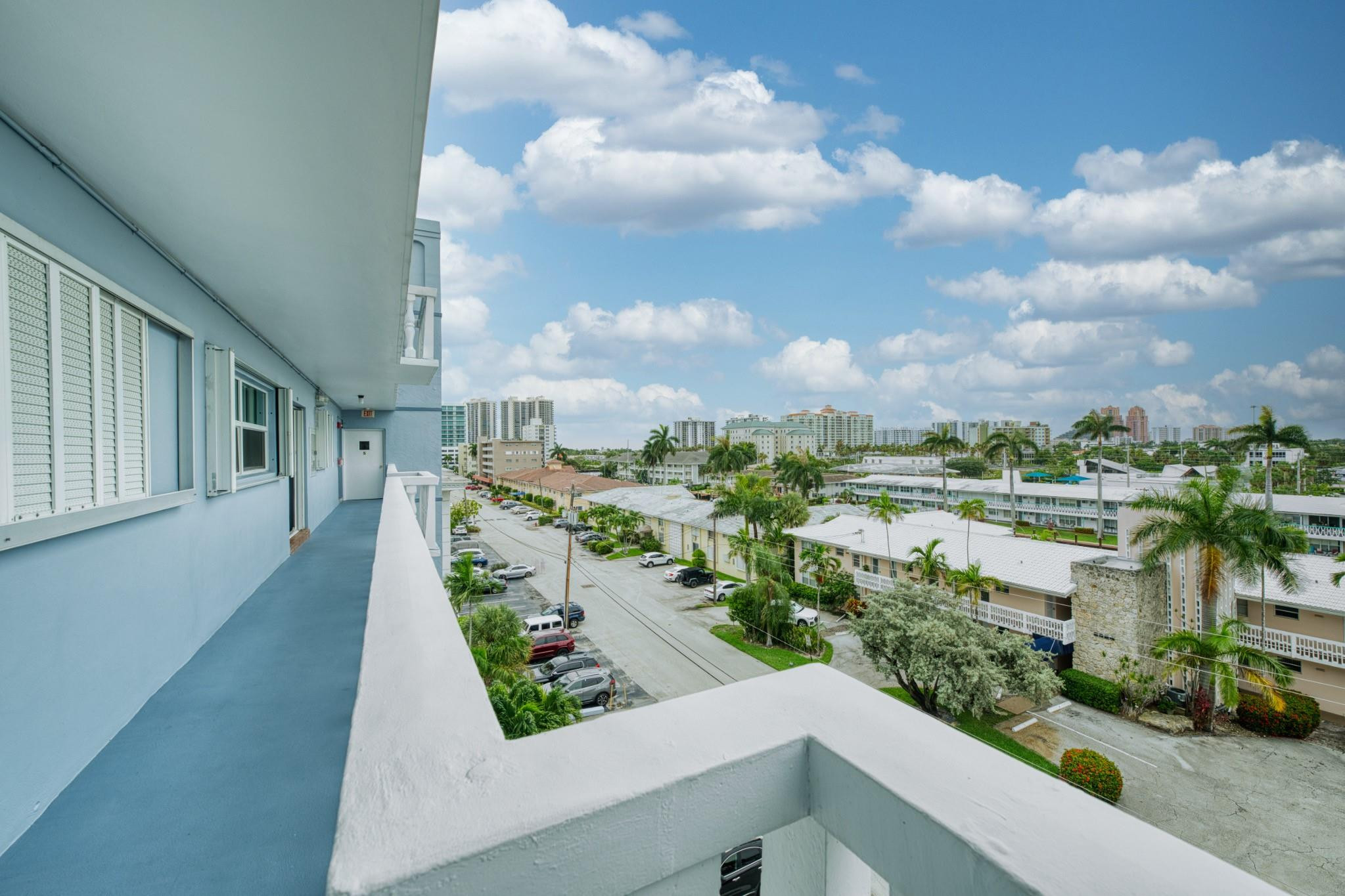 2829 NE 33rd Court 506