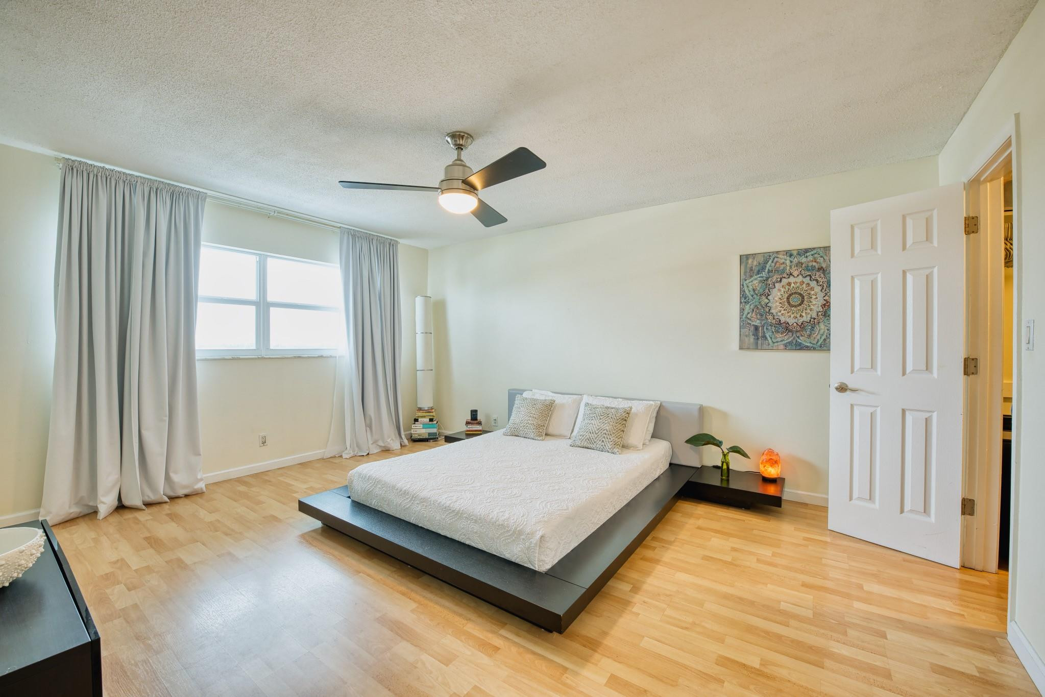 2829 NE 33rd Court 506