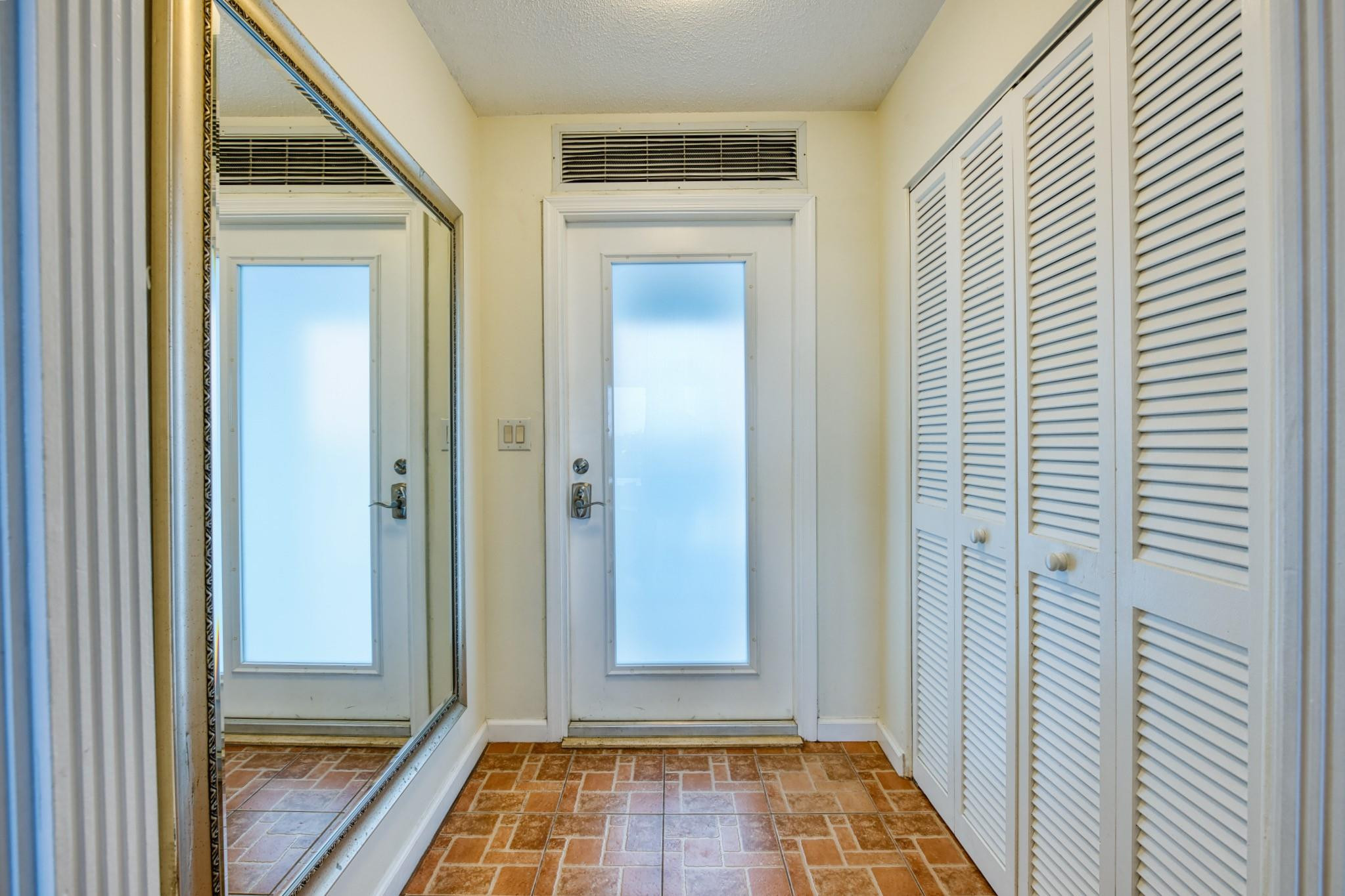 2829 NE 33rd Court 506