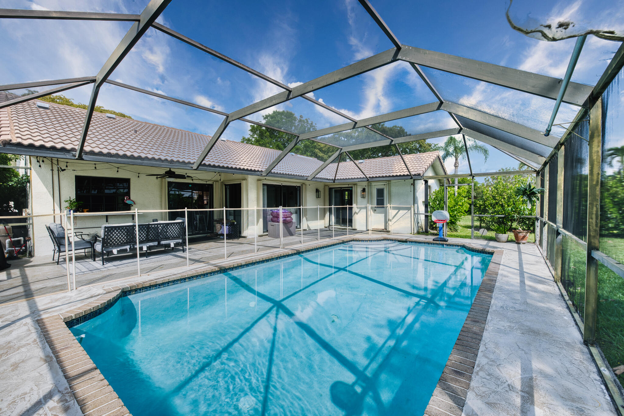935 NW 110th Lane