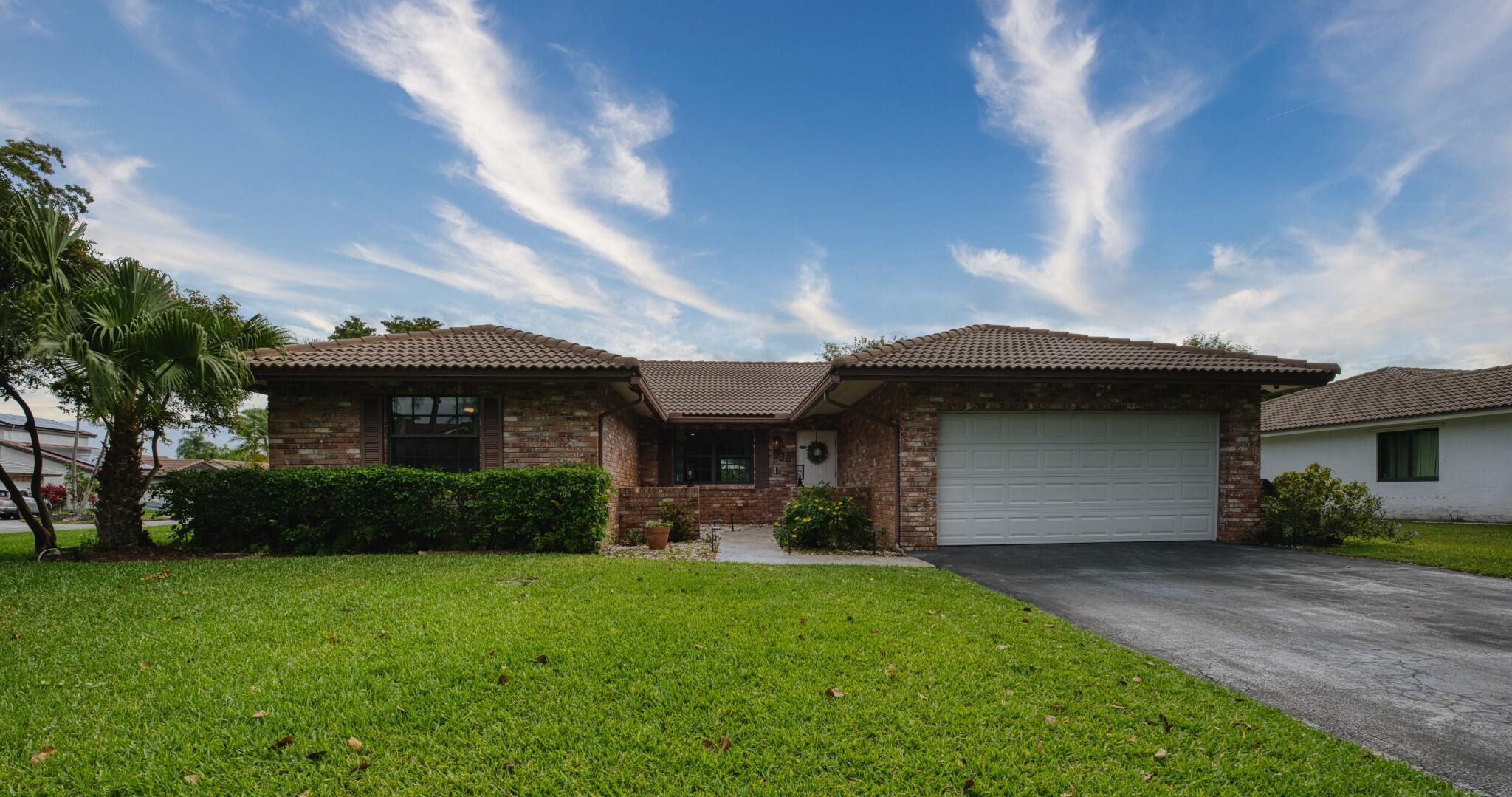 935 NW 110th Lane