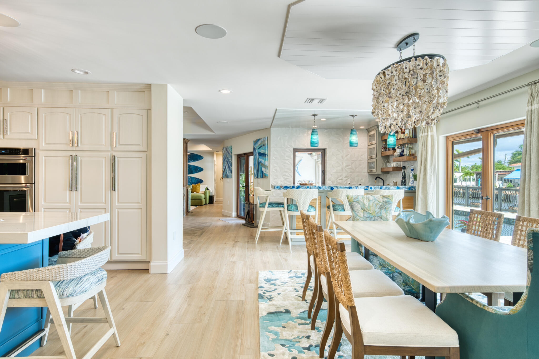 3233 NE 40th Court