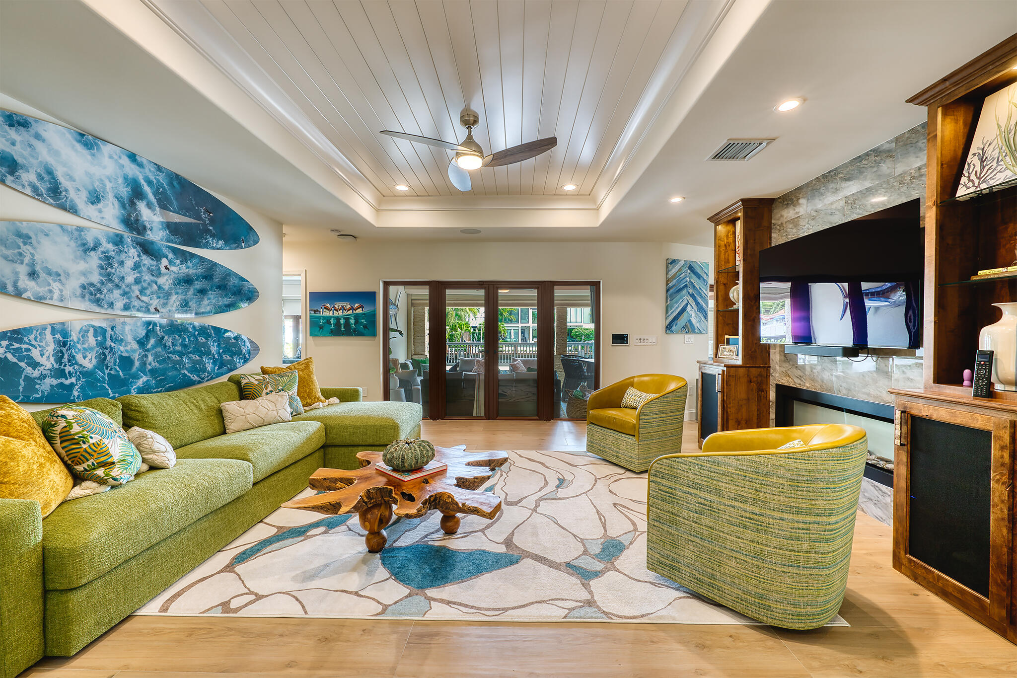 3233 NE 40th Court