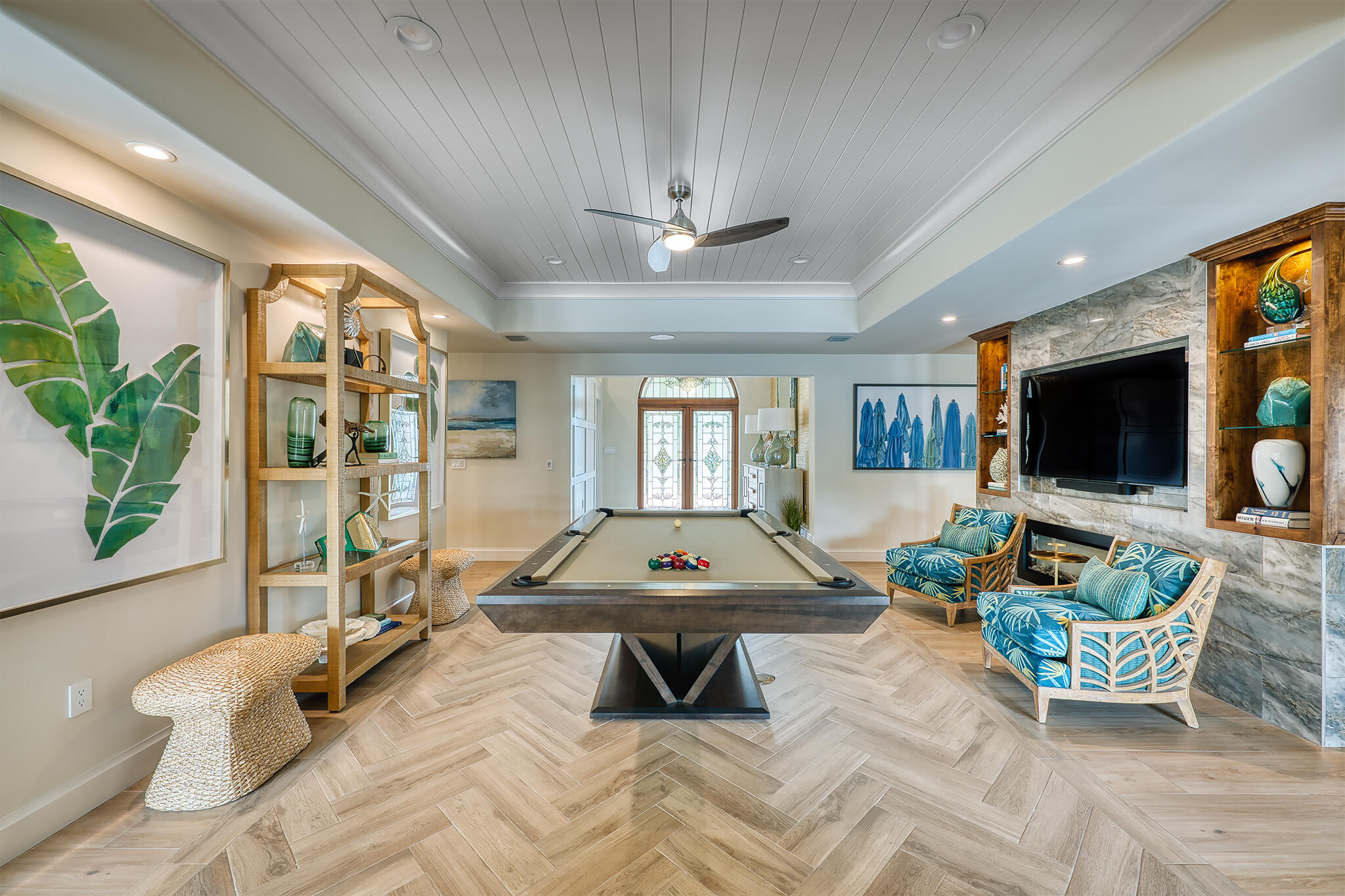 3233 NE 40th Court