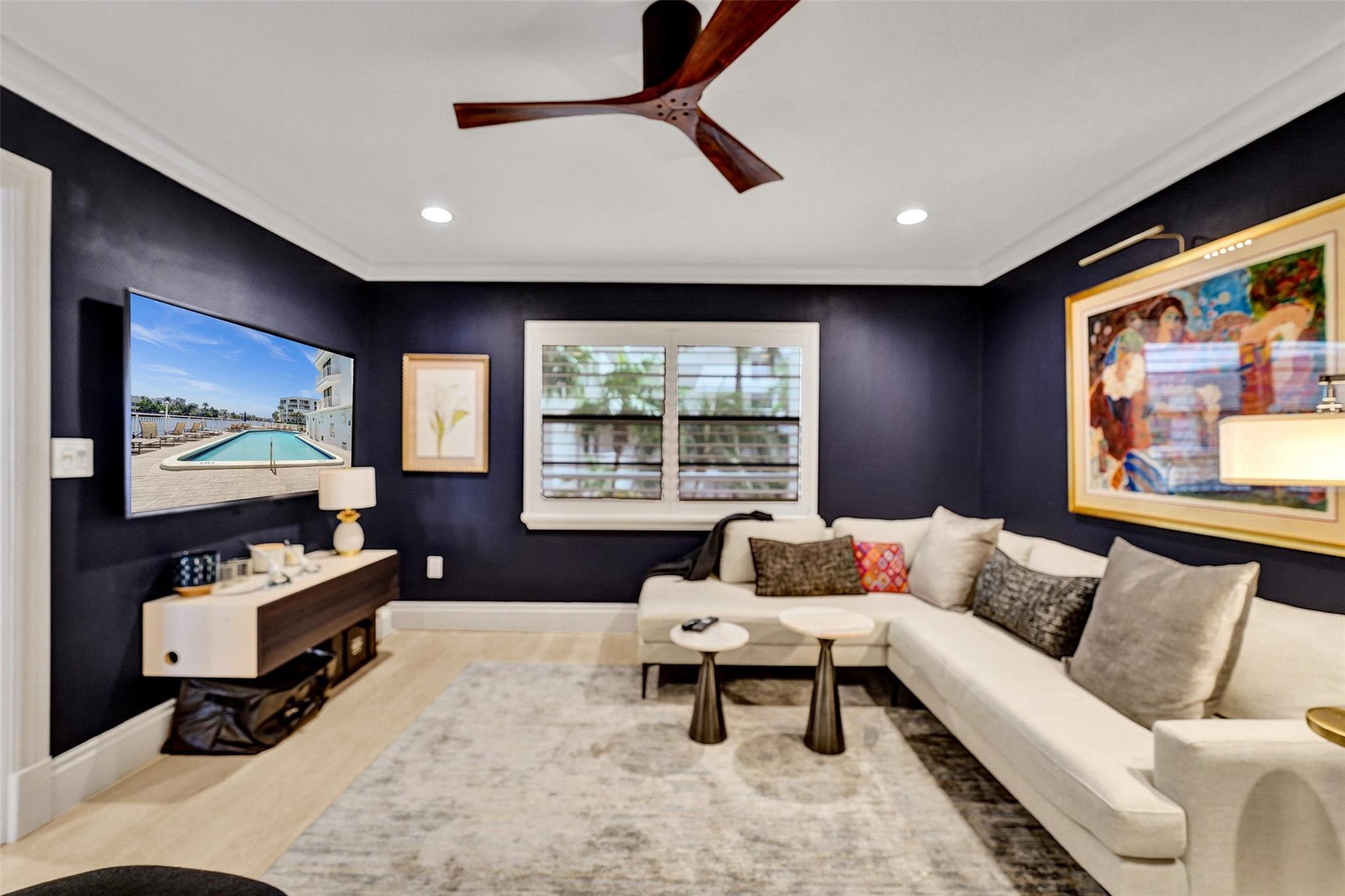 3100 NE 48th Street 311