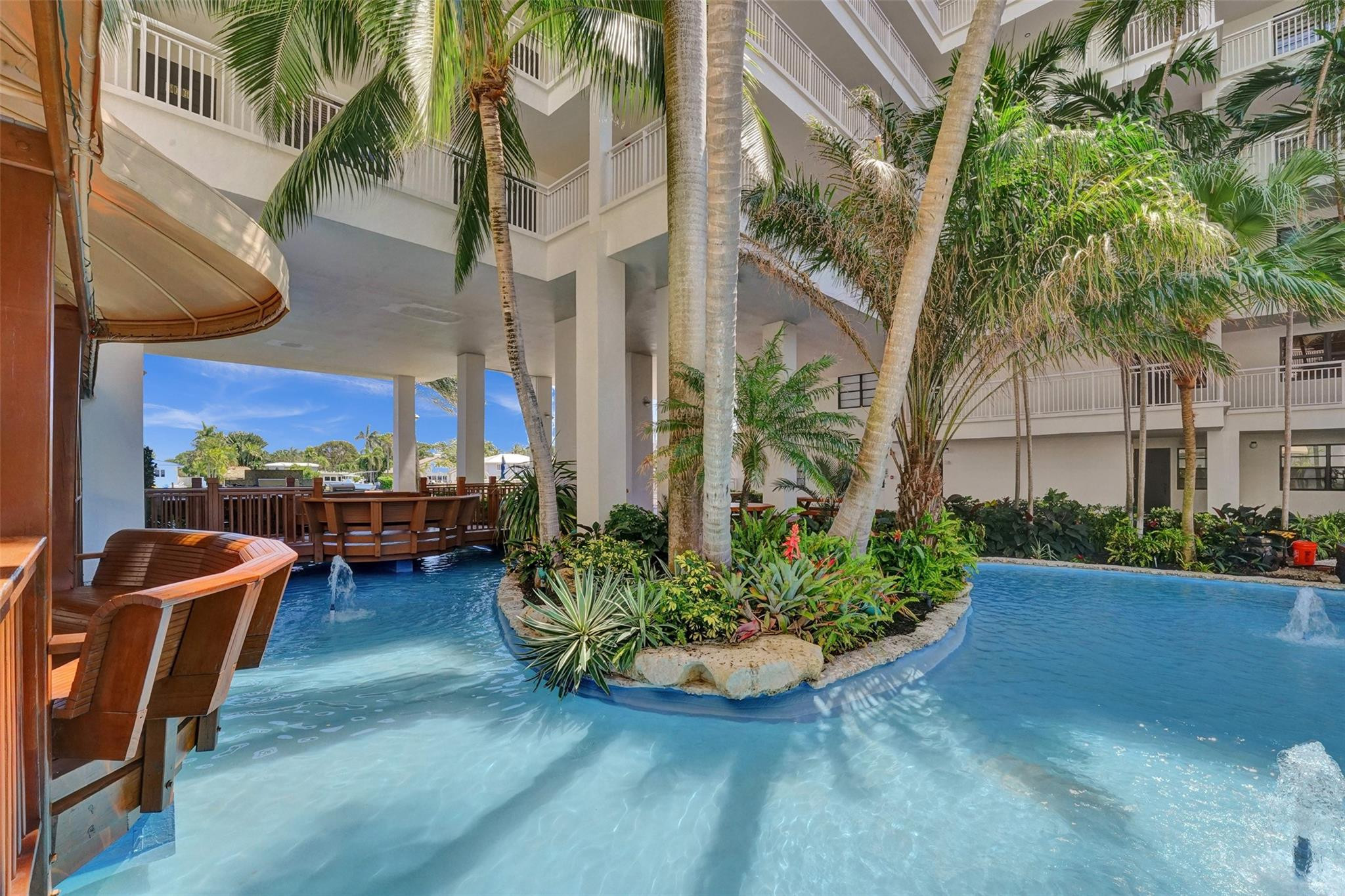 3100 NE 48th Street 311