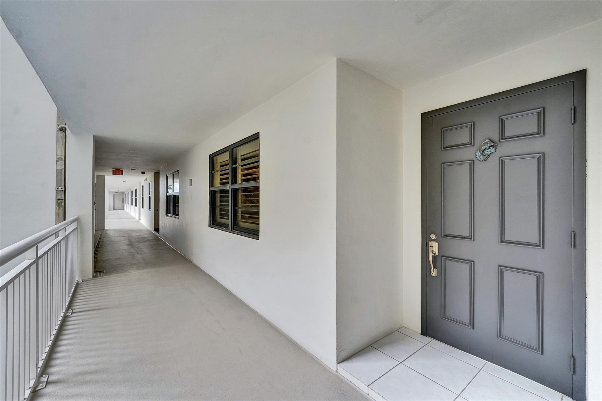 3100 NE 48th Street 311