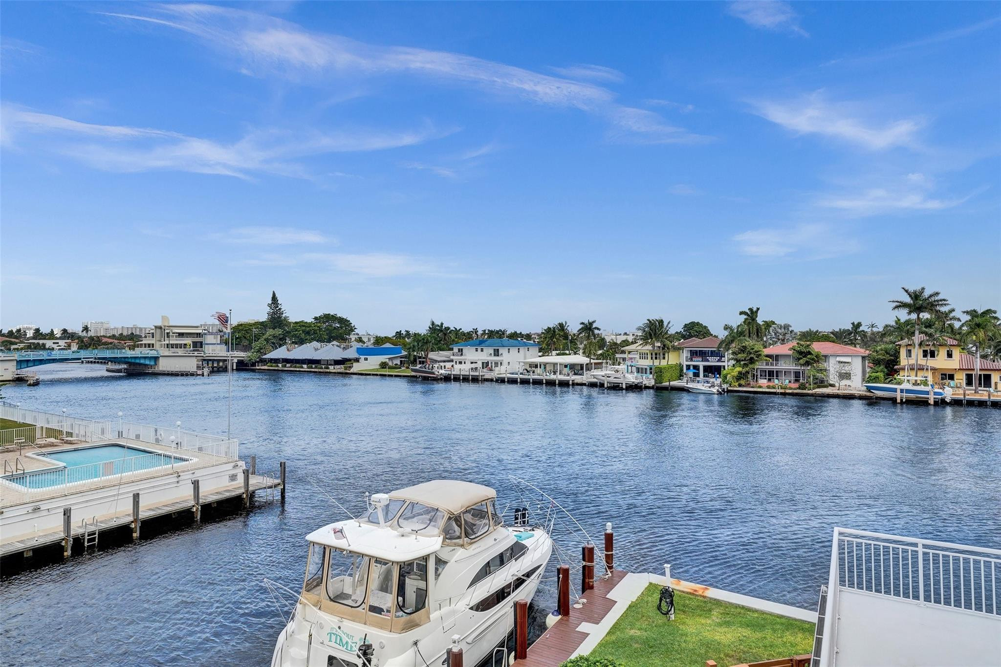 3100 NE 48th Street 311