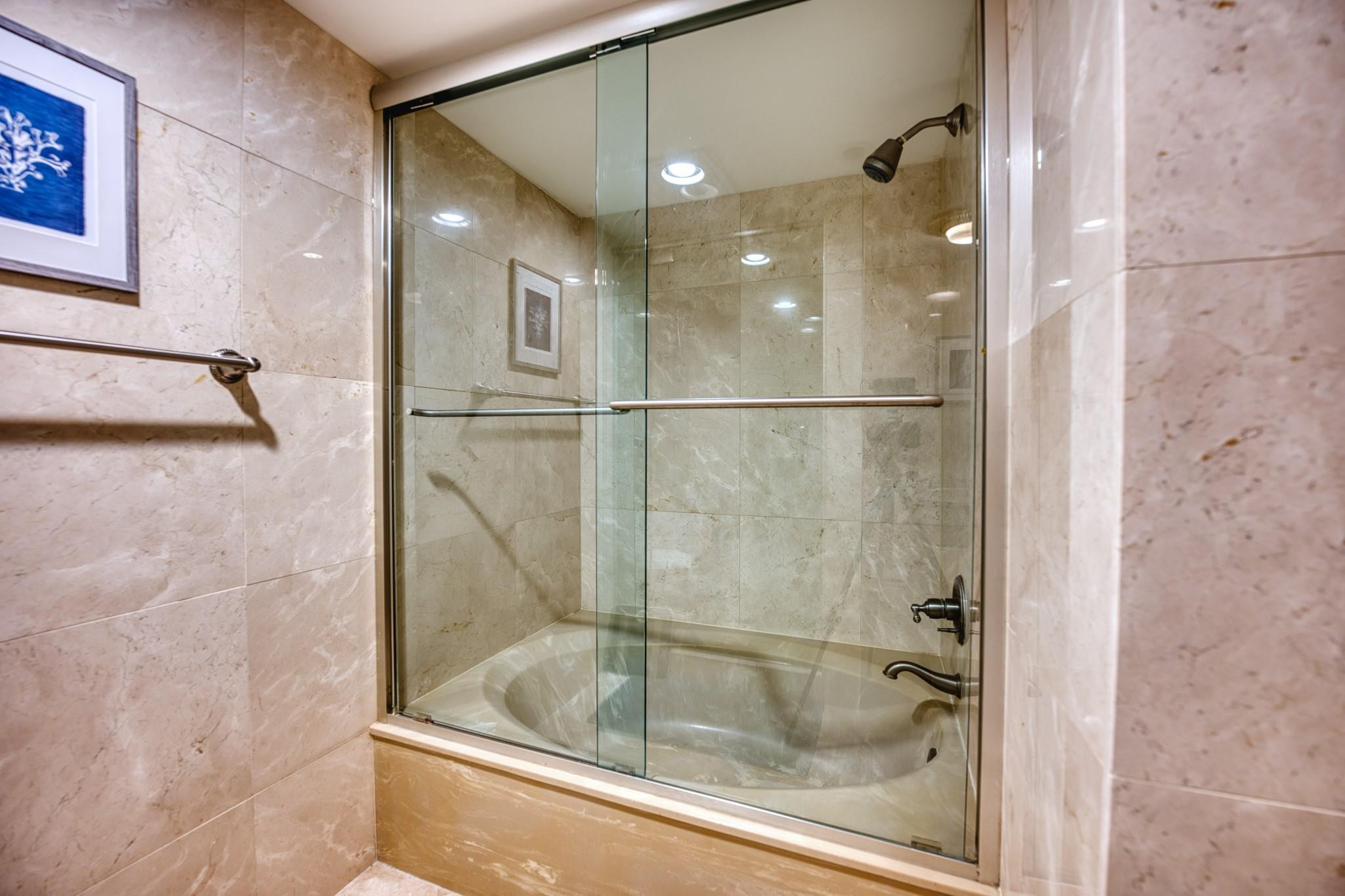 3100 NE 48th Street 412