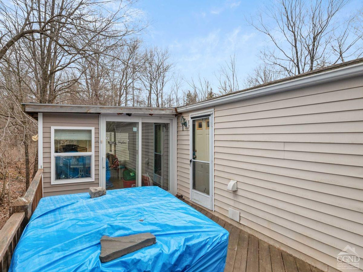 733 Potic Mountain Rd