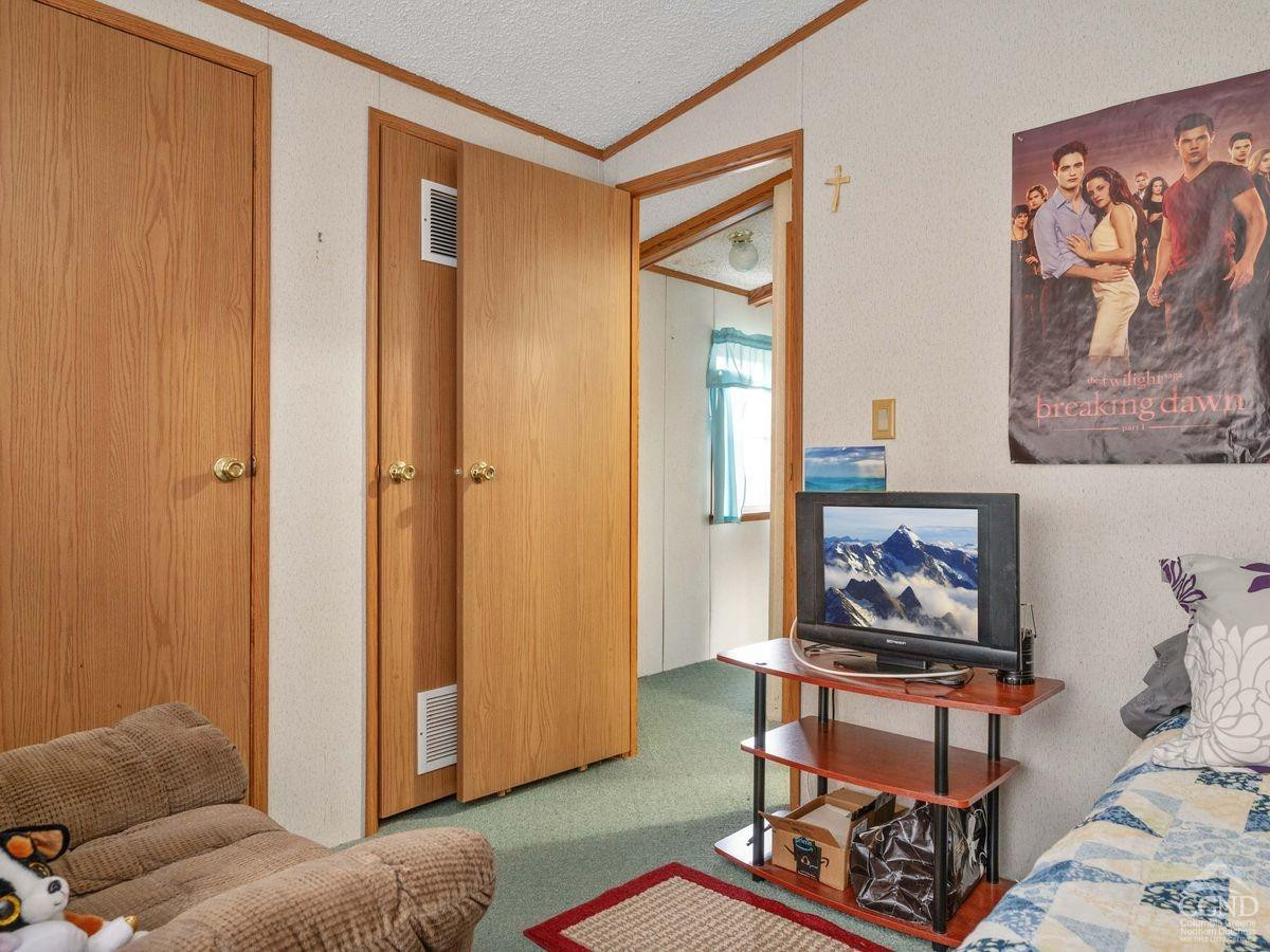 733 Potic Mountain Rd