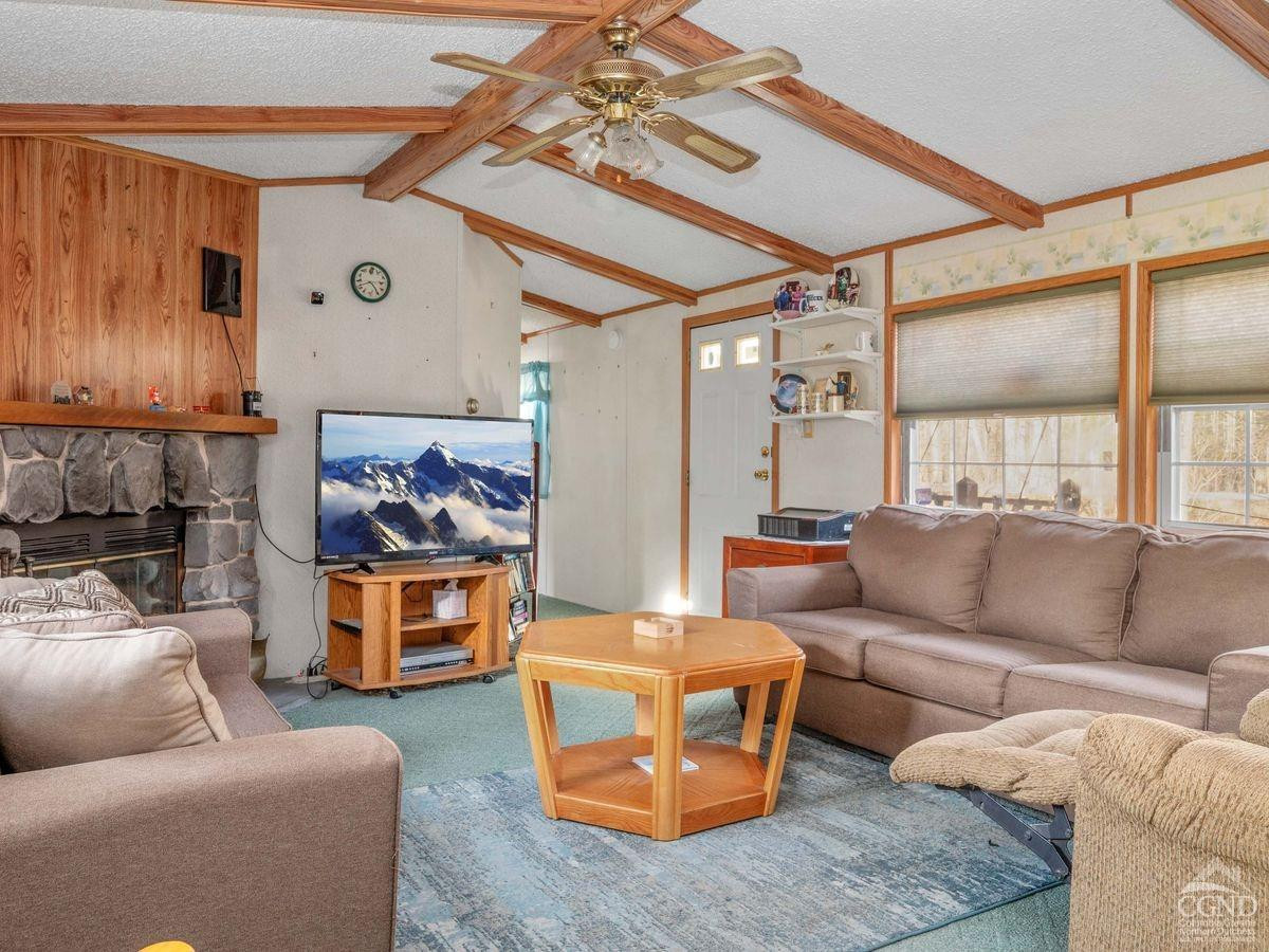 733 Potic Mountain Rd