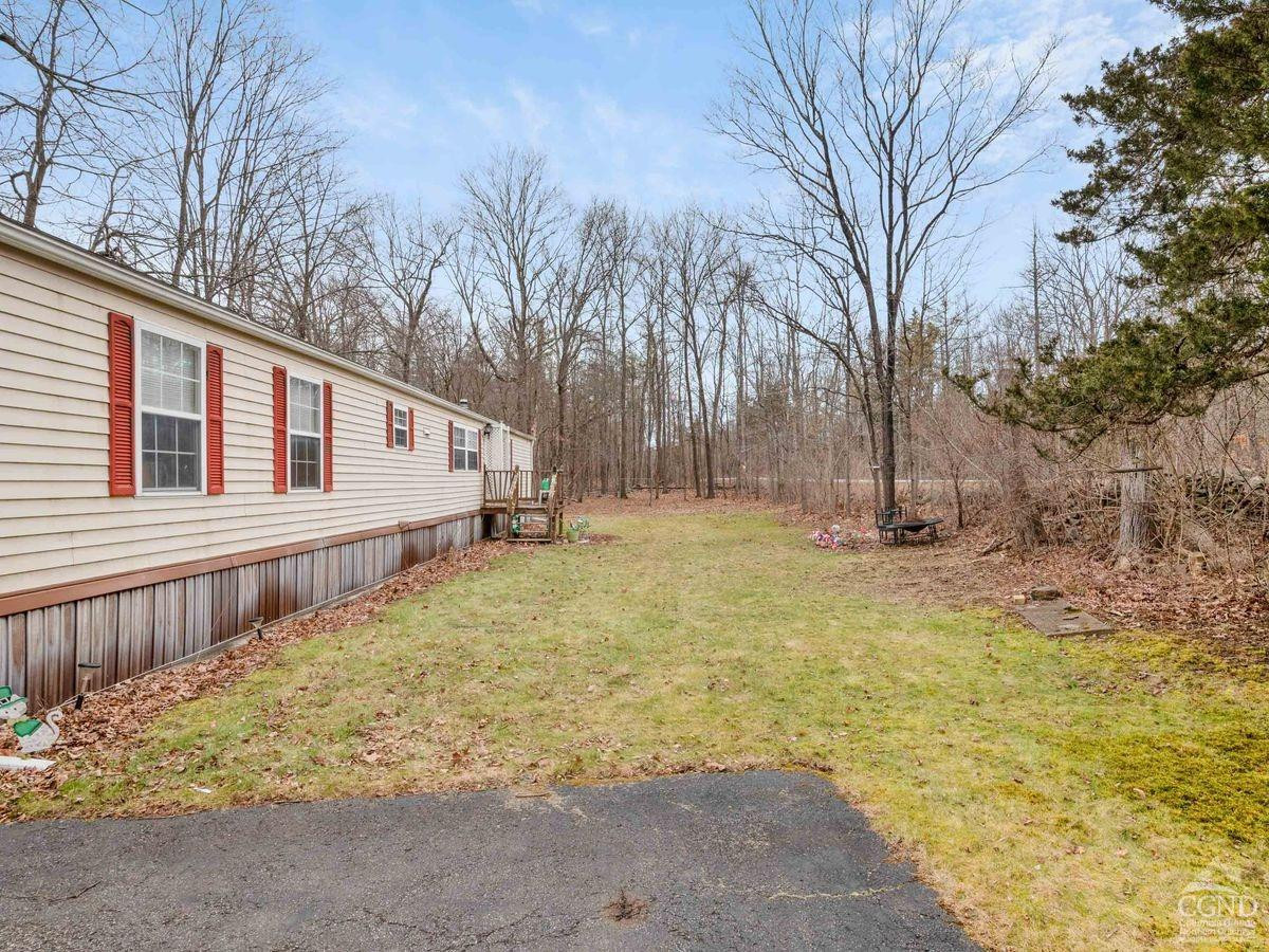 733 Potic Mountain Rd