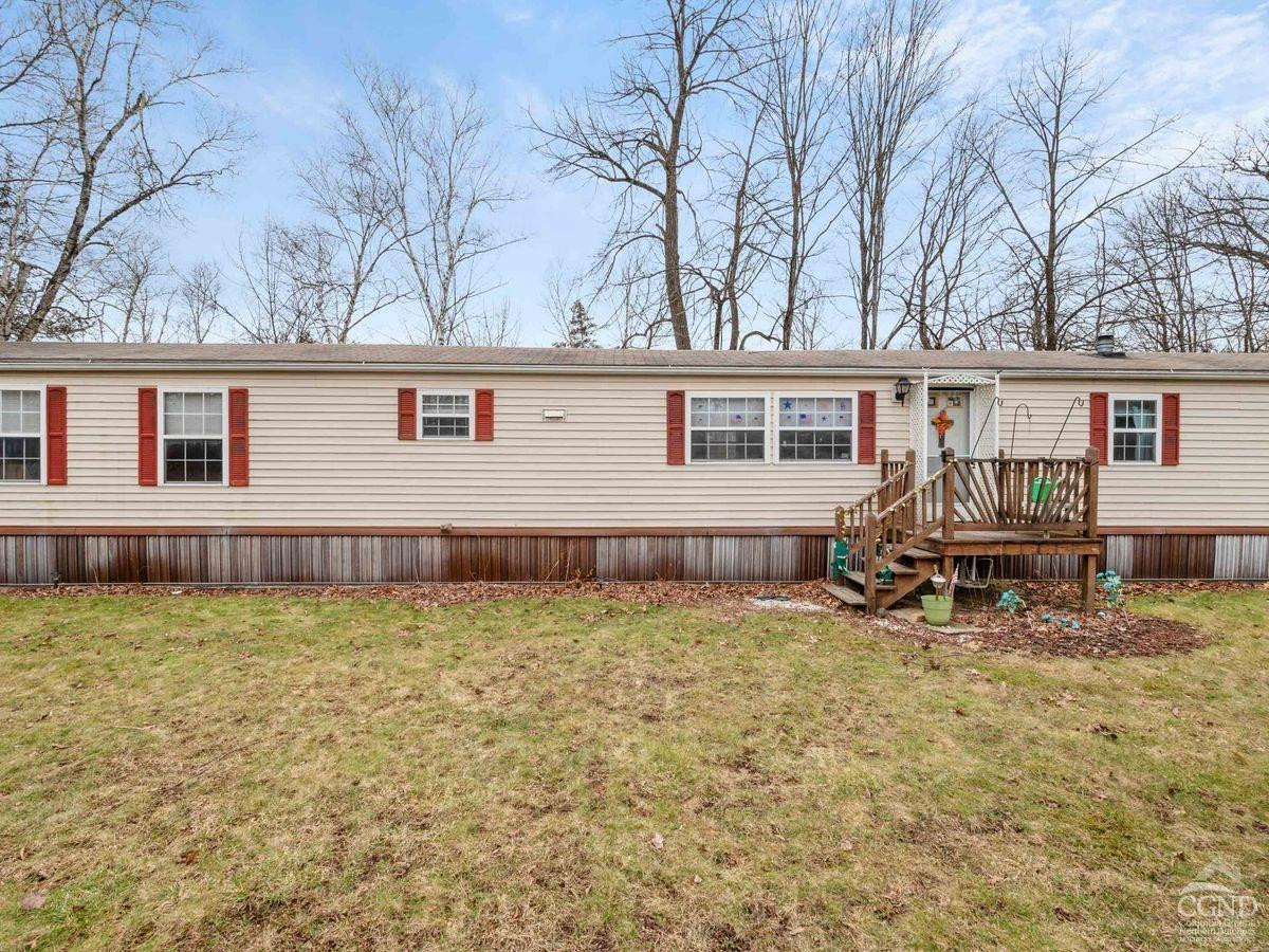 733 Potic Mountain Rd