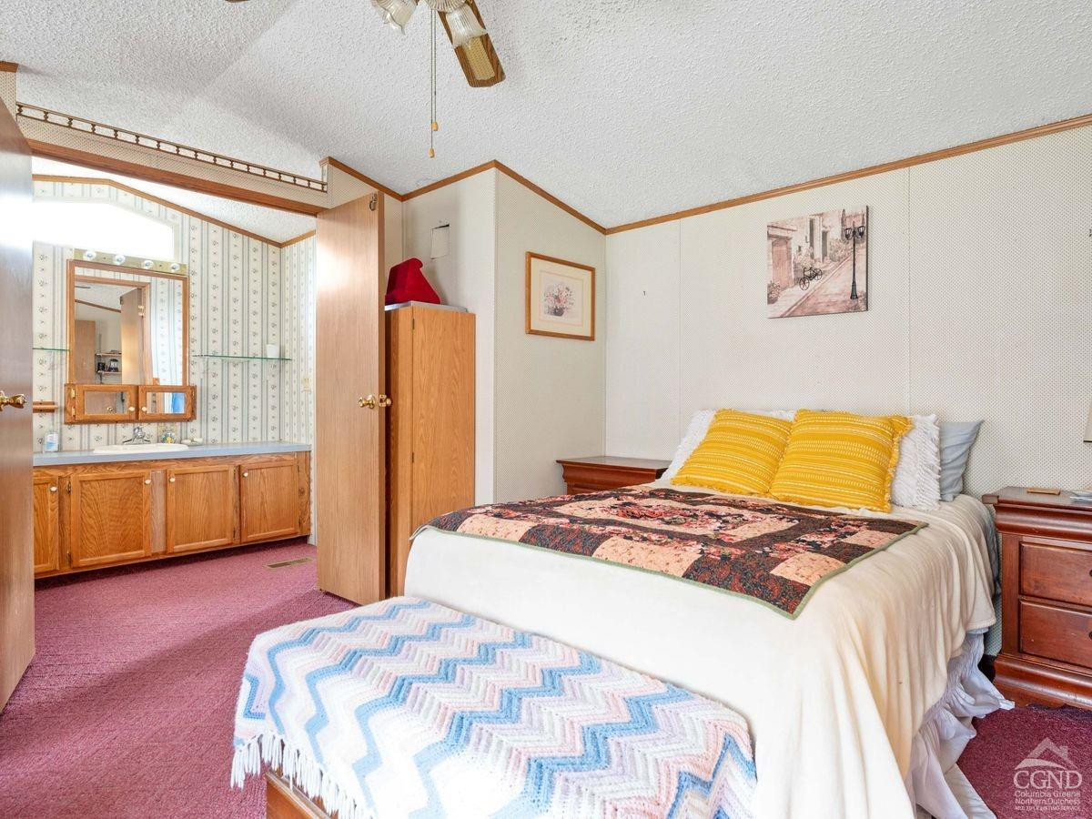 733 Potic Mountain Rd