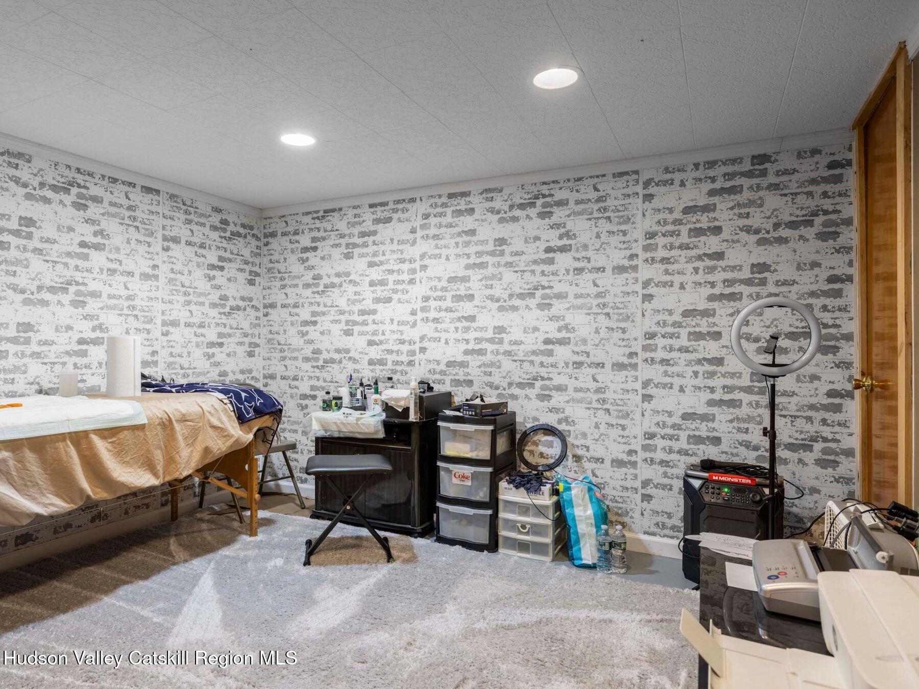 15 Old Walnut Street