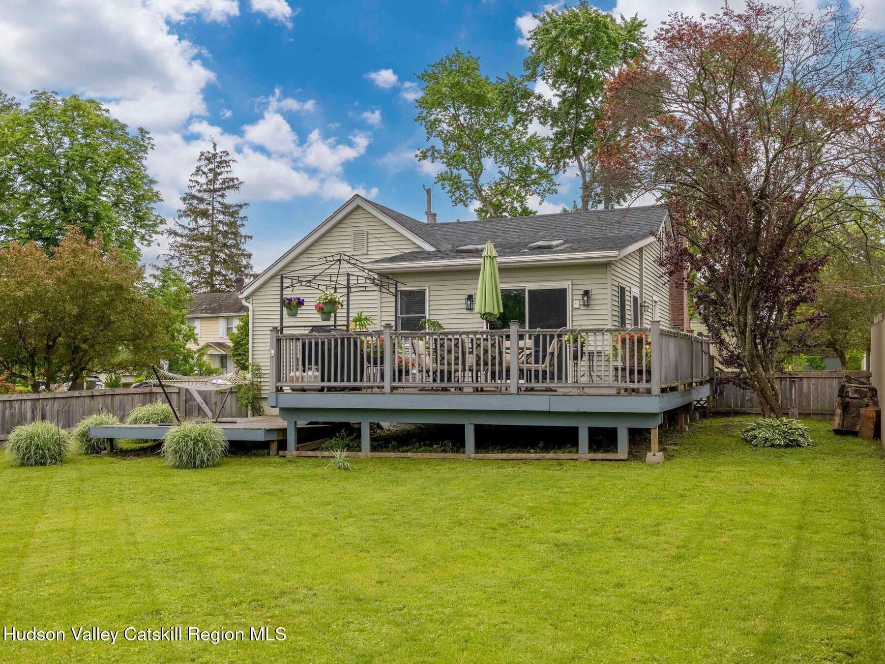 15 Old Walnut Street