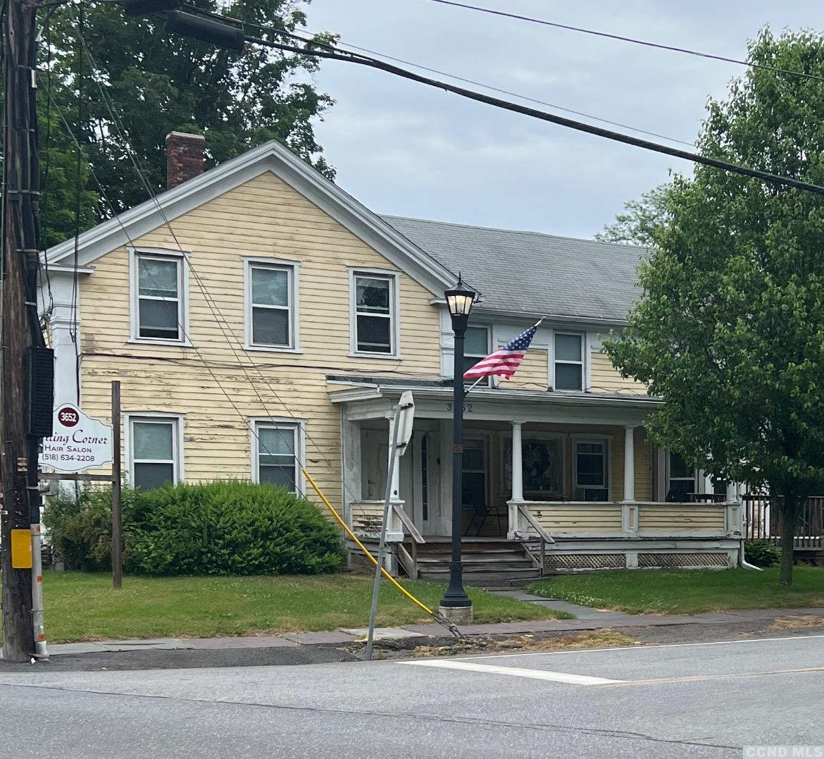 3652 Route 67