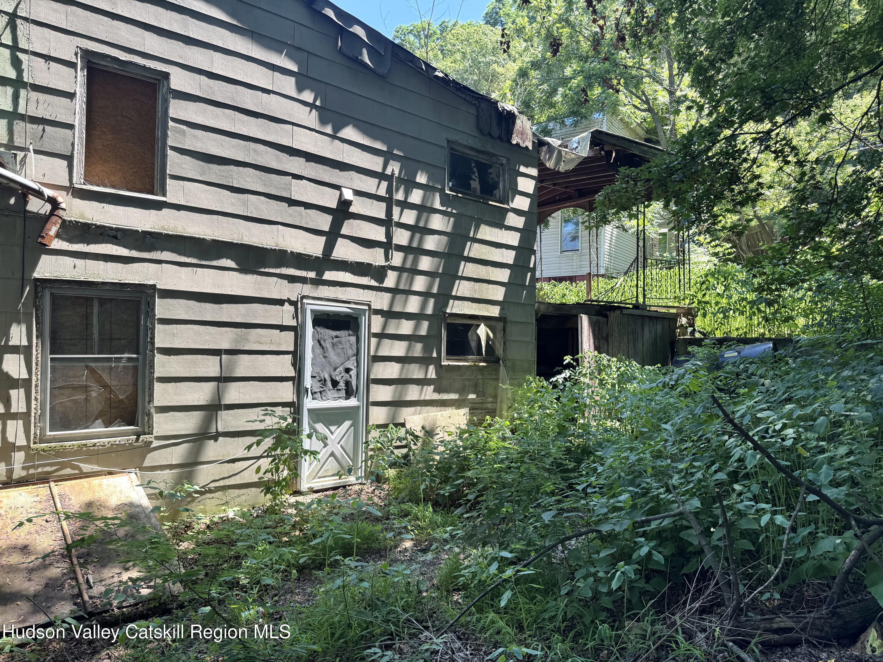 67 W Bridge Street