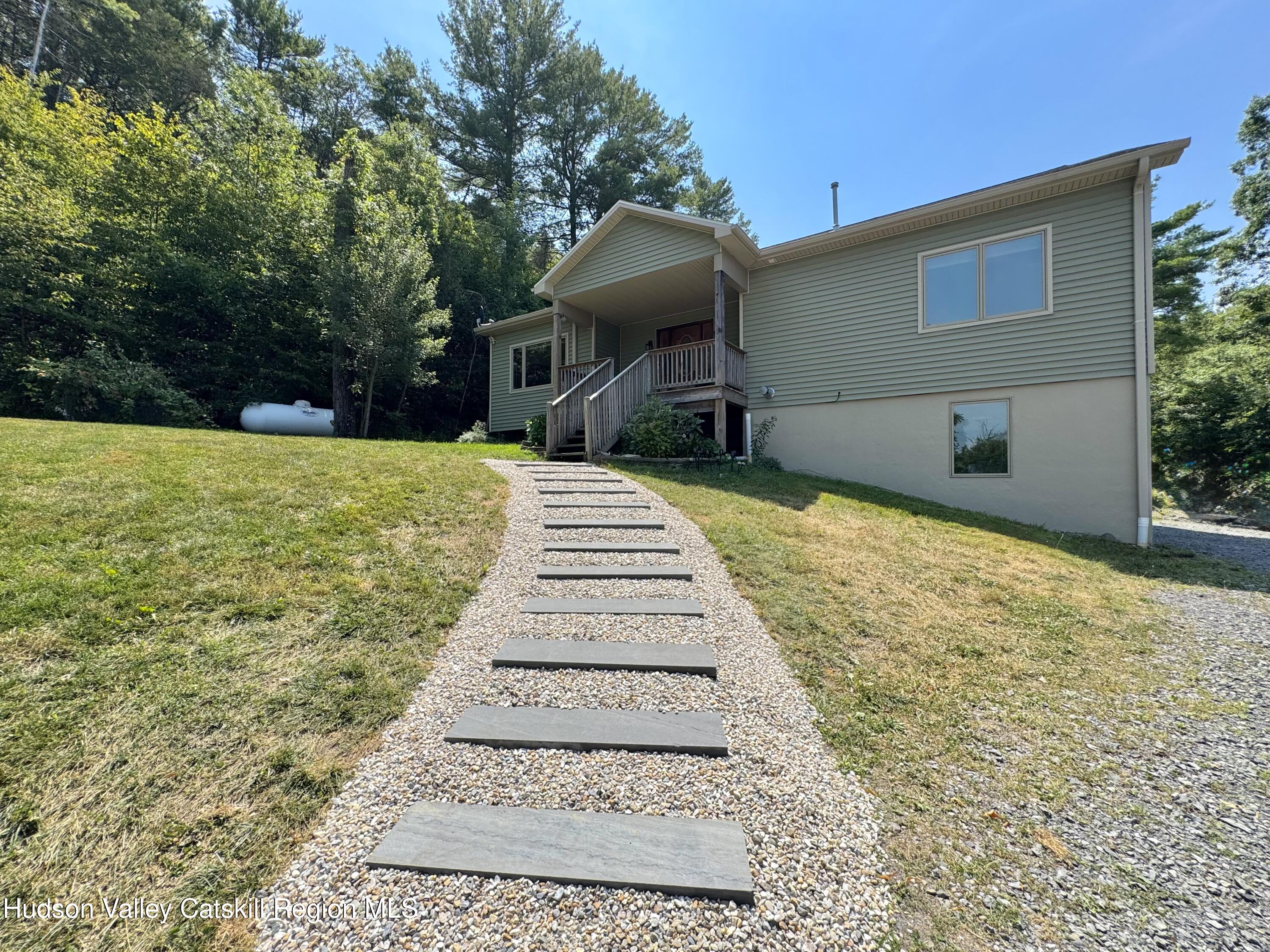 86 Paul Horn Road