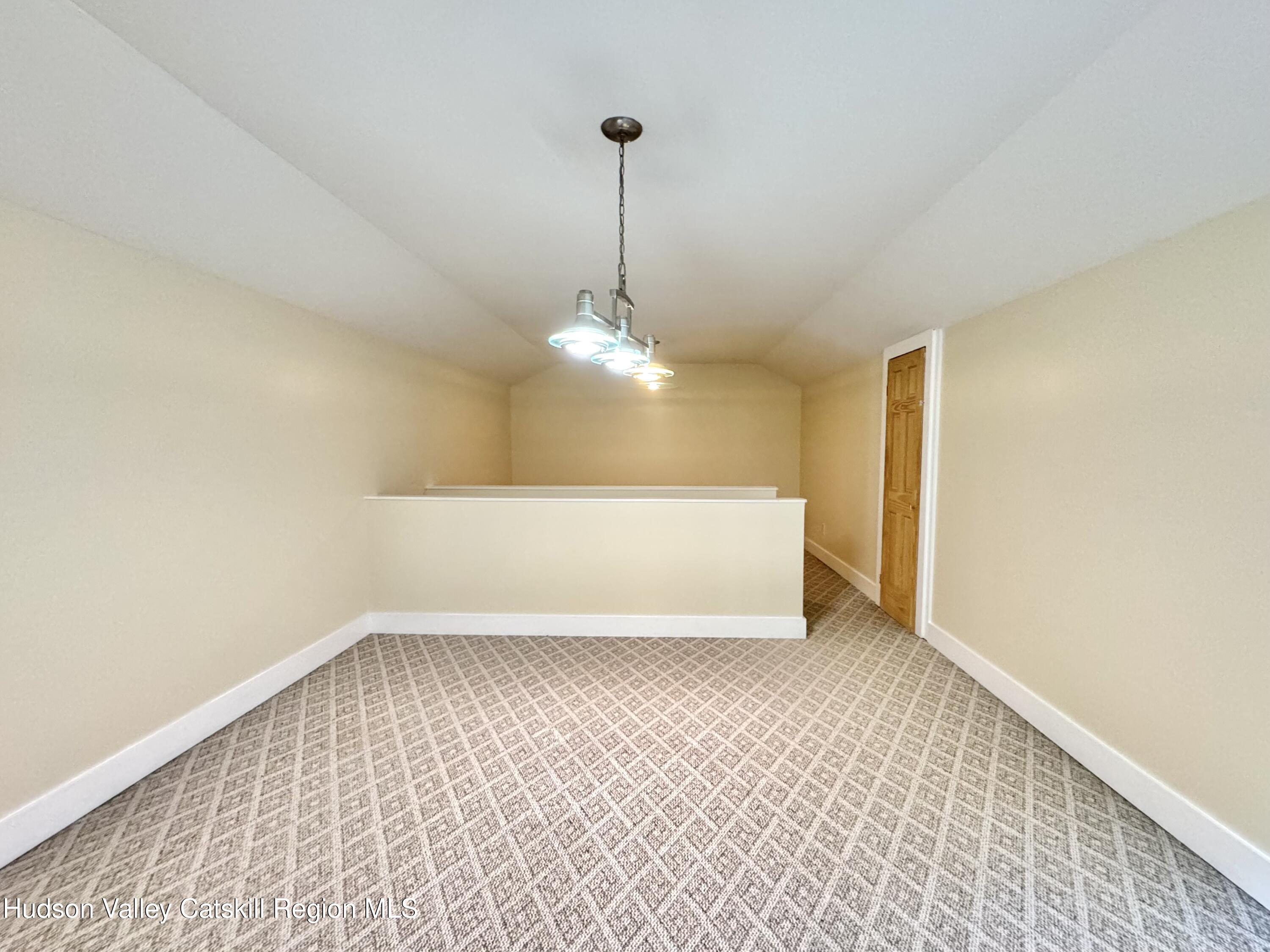 86 Paul Horn Road