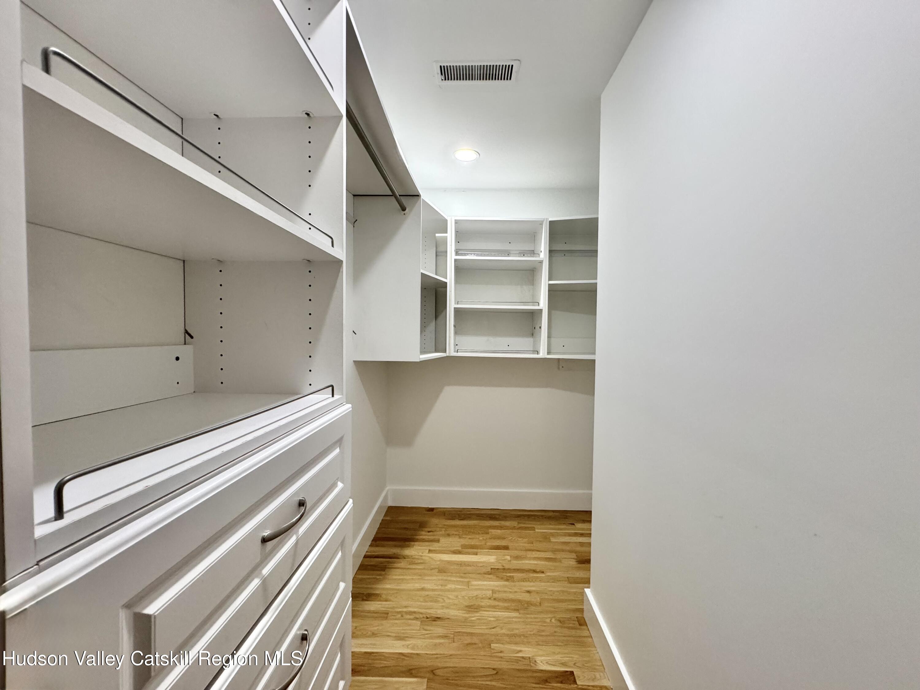 86 Paul Horn Road