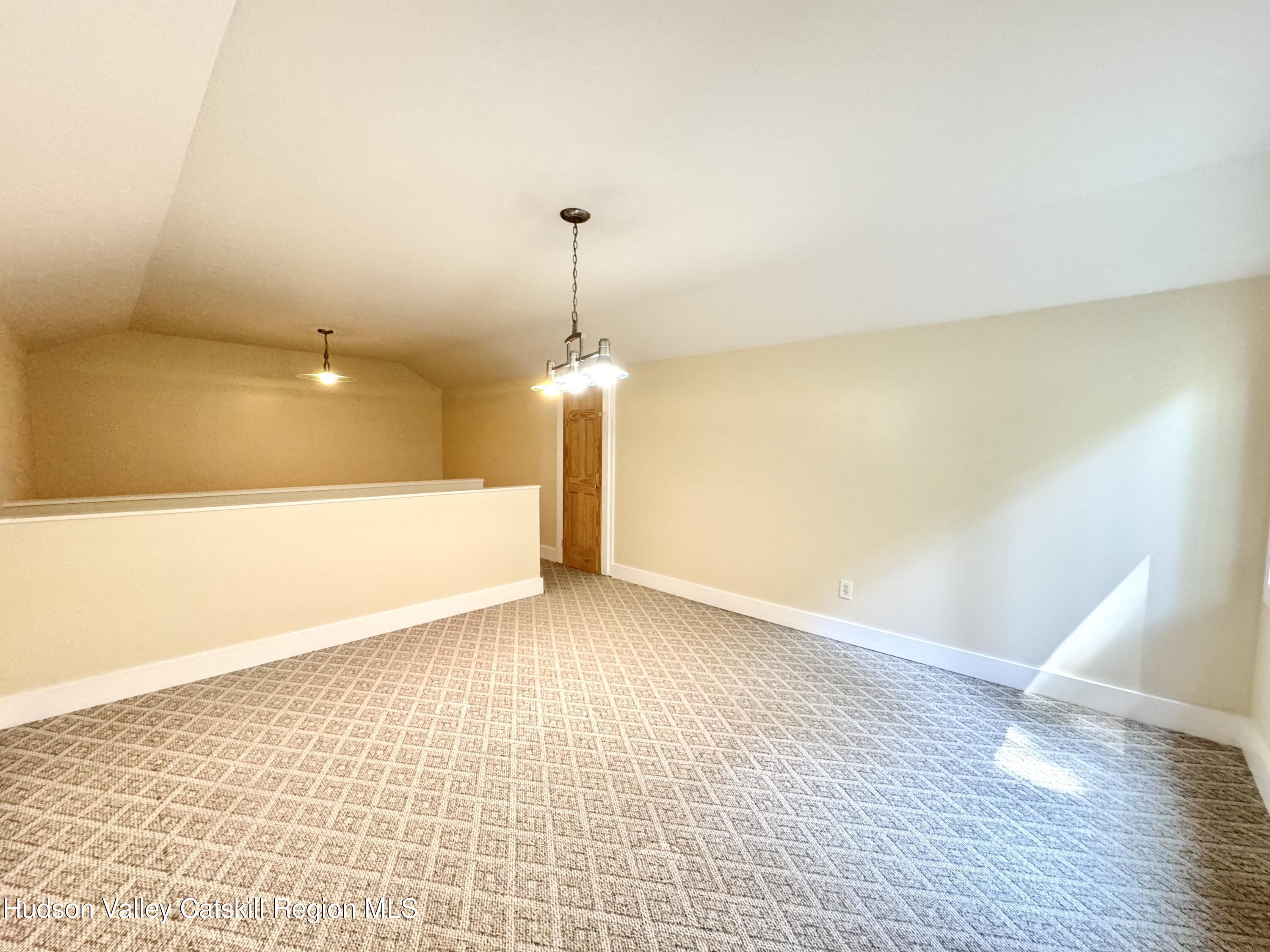 86 Paul Horn Road