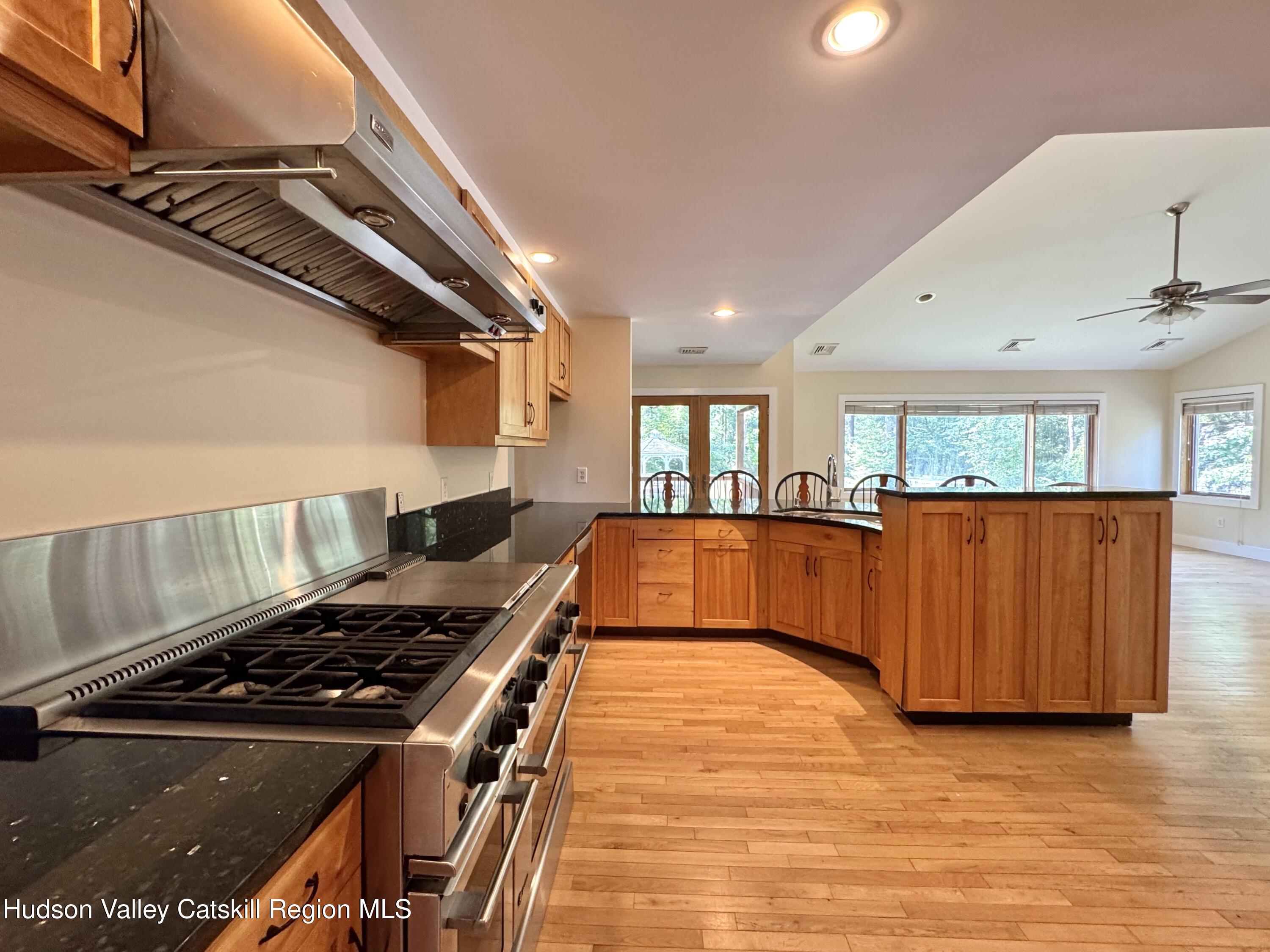 86 Paul Horn Road