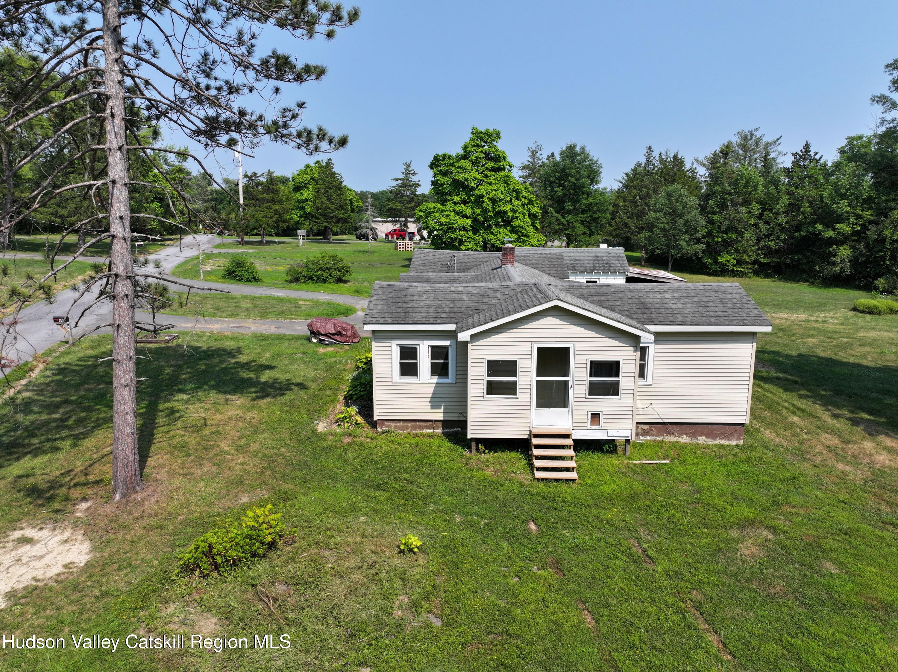 46 Kreitmeier Road, New Baltimore