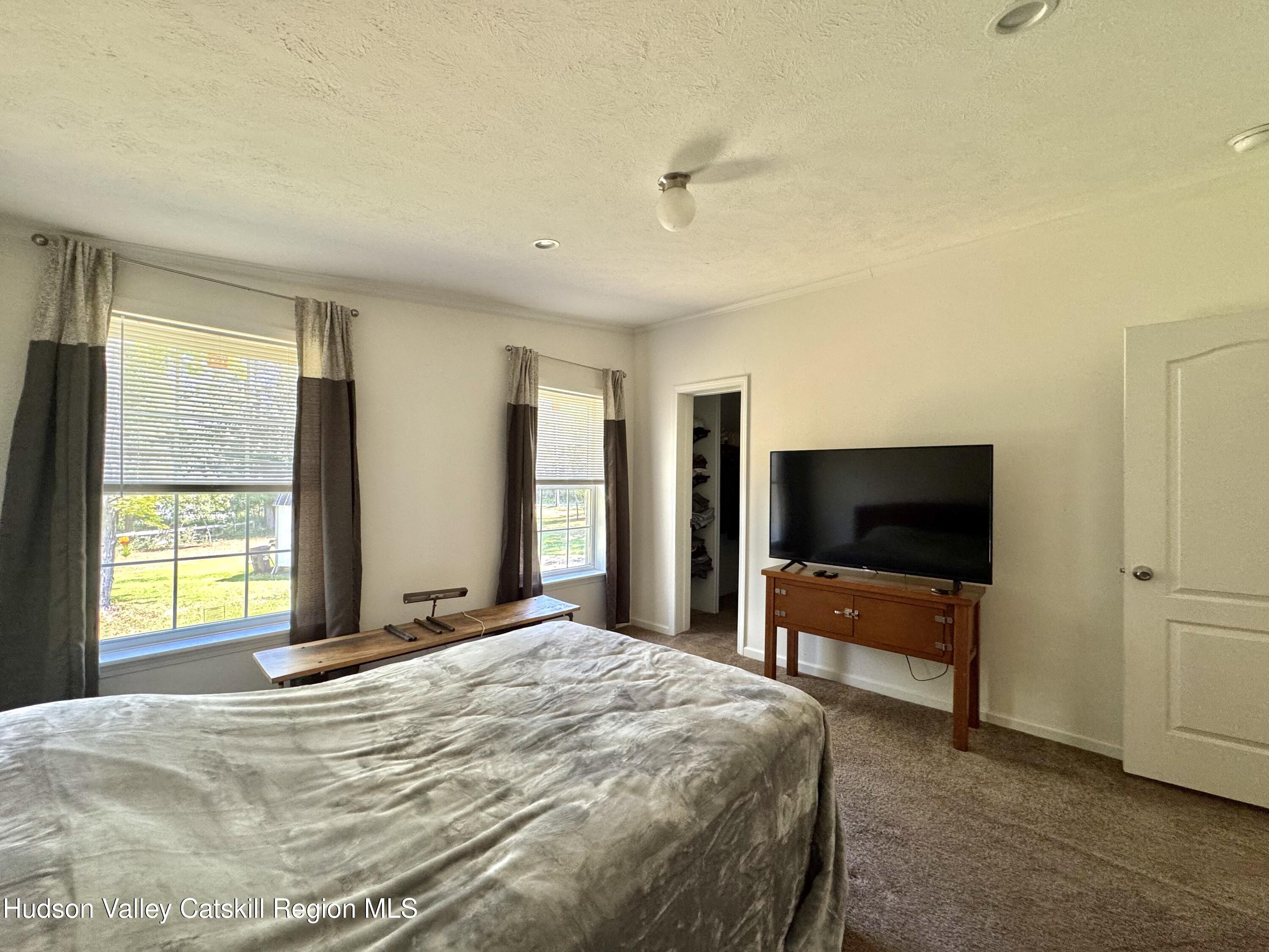 484 Edison Timmerman Road