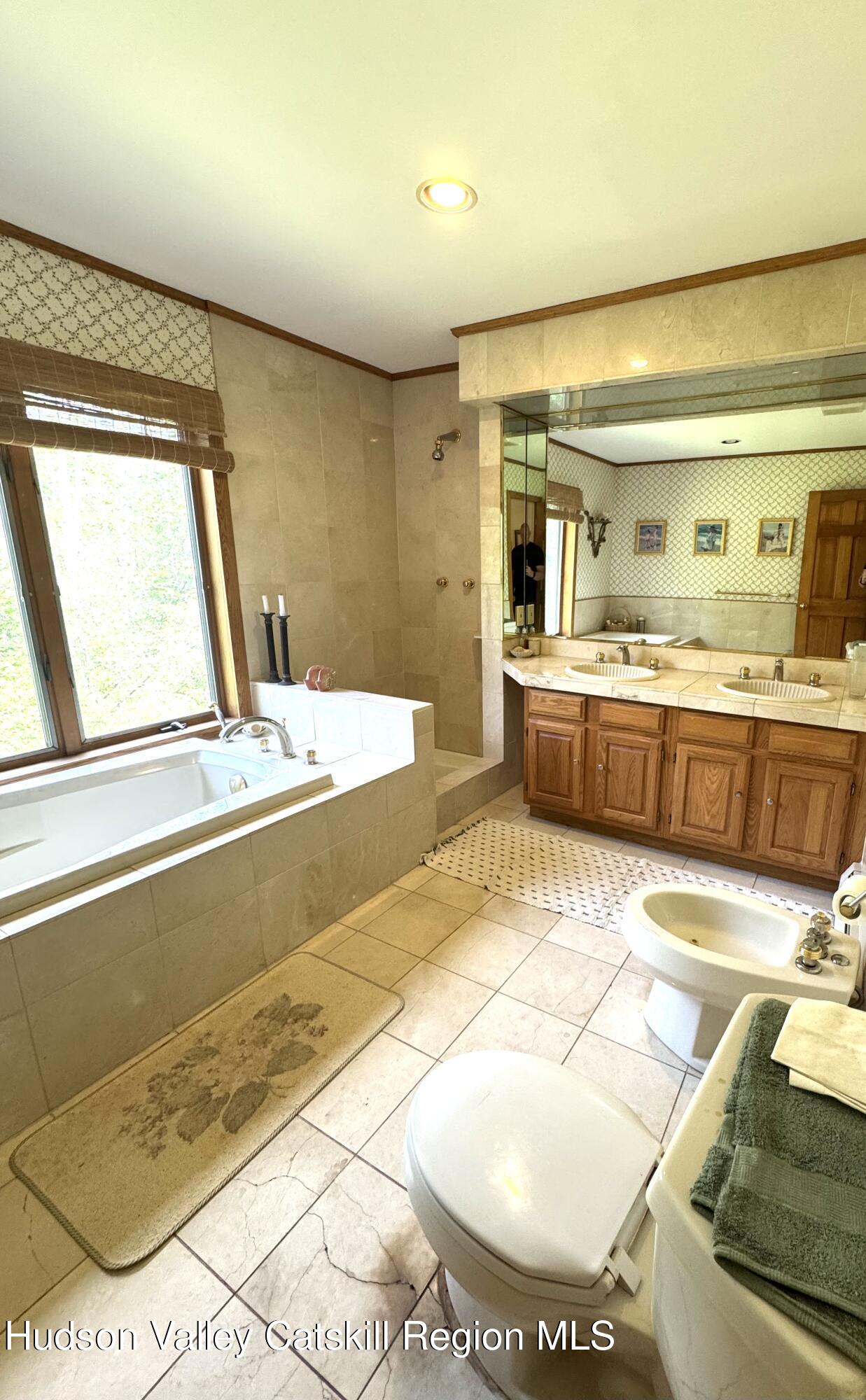 211 Meadow Brook Lane