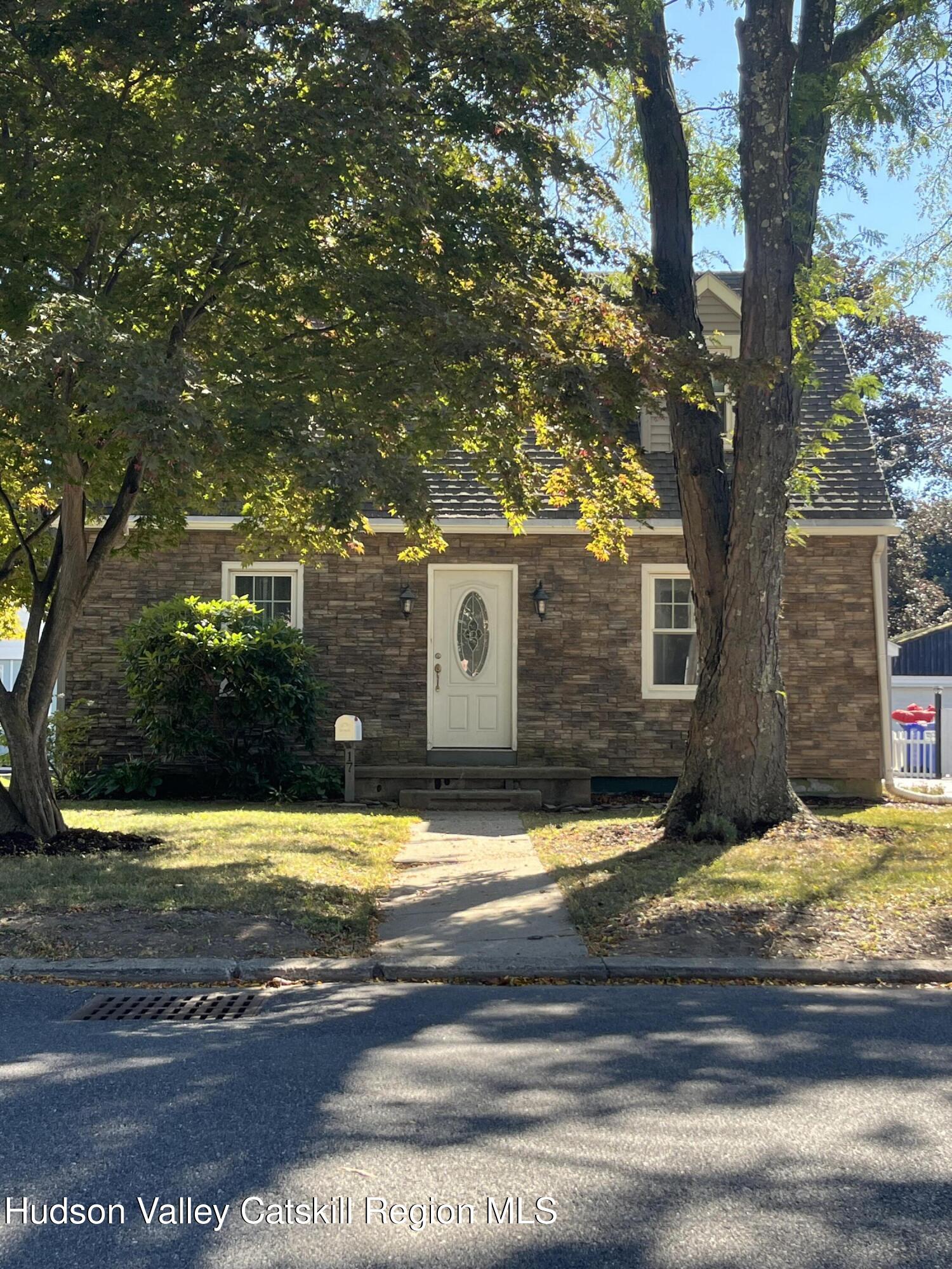 17 Landon Avenue