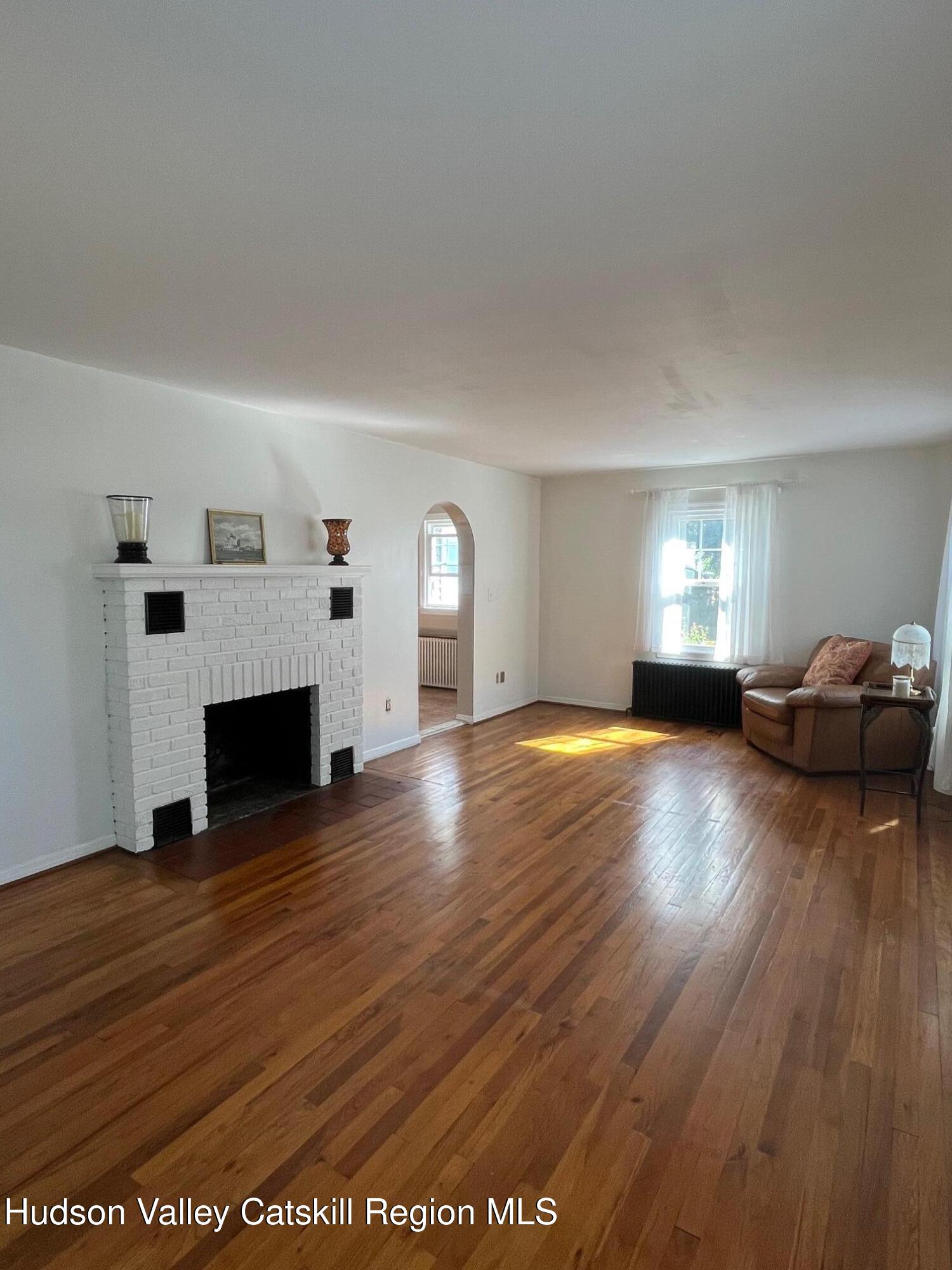 17 Landon Avenue