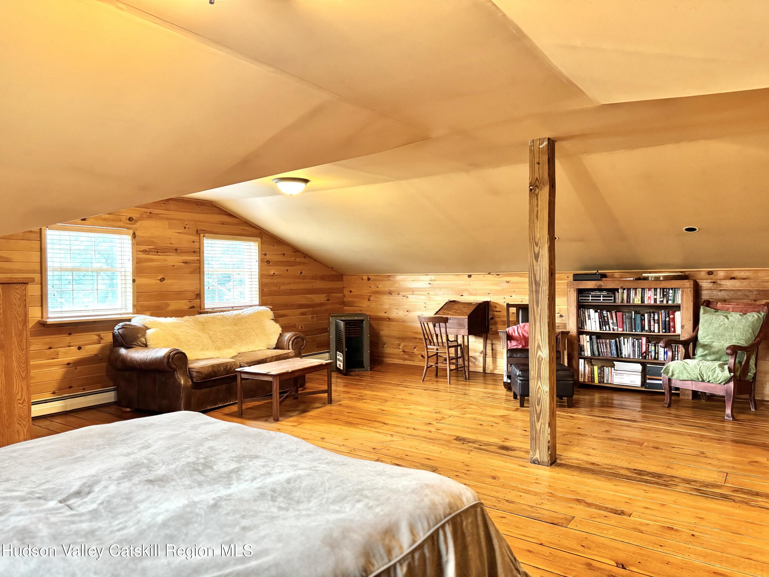 284 Alcove Road
