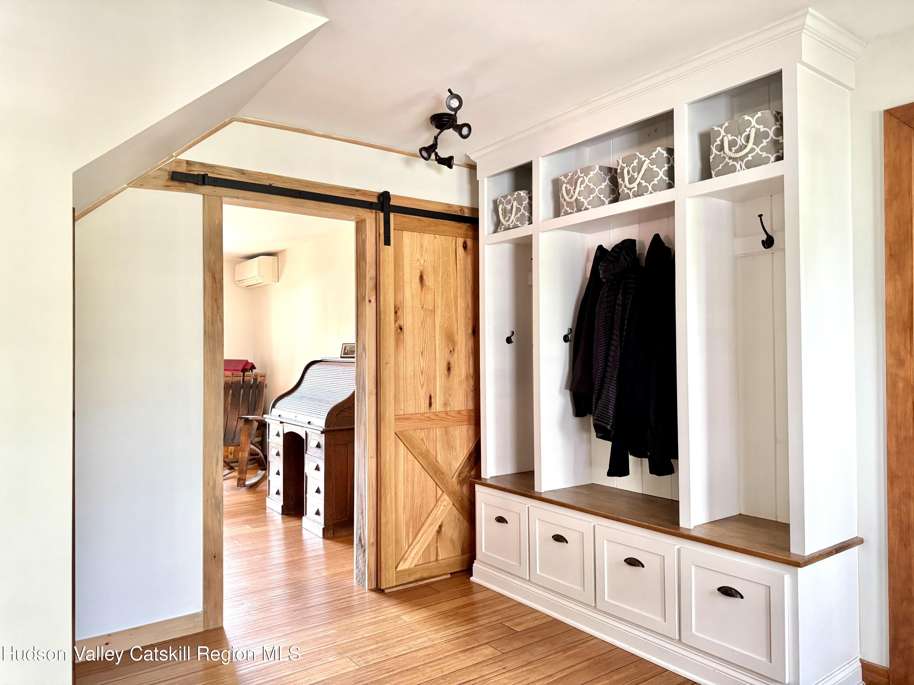 284 Alcove Road