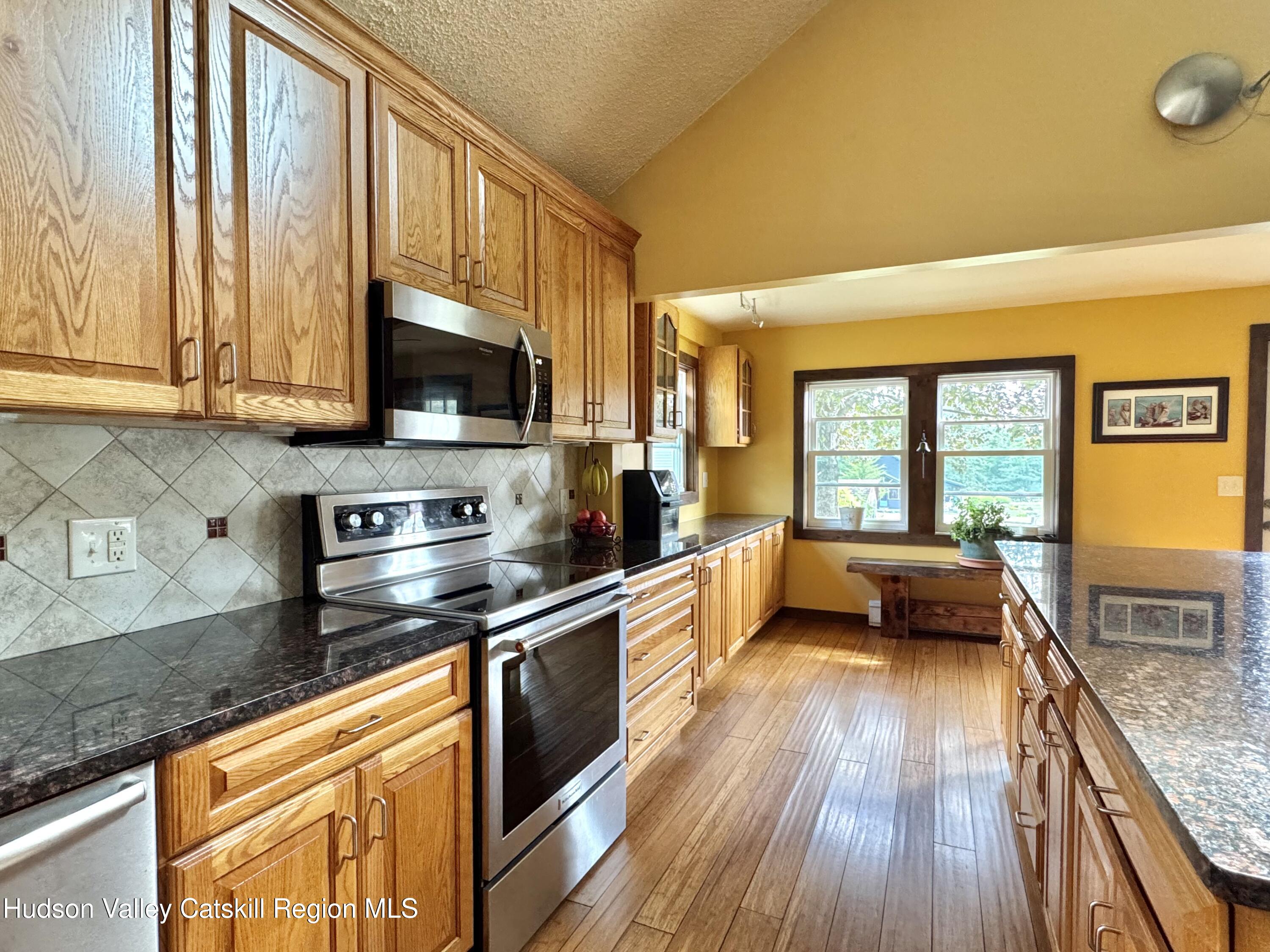 284 Alcove Road