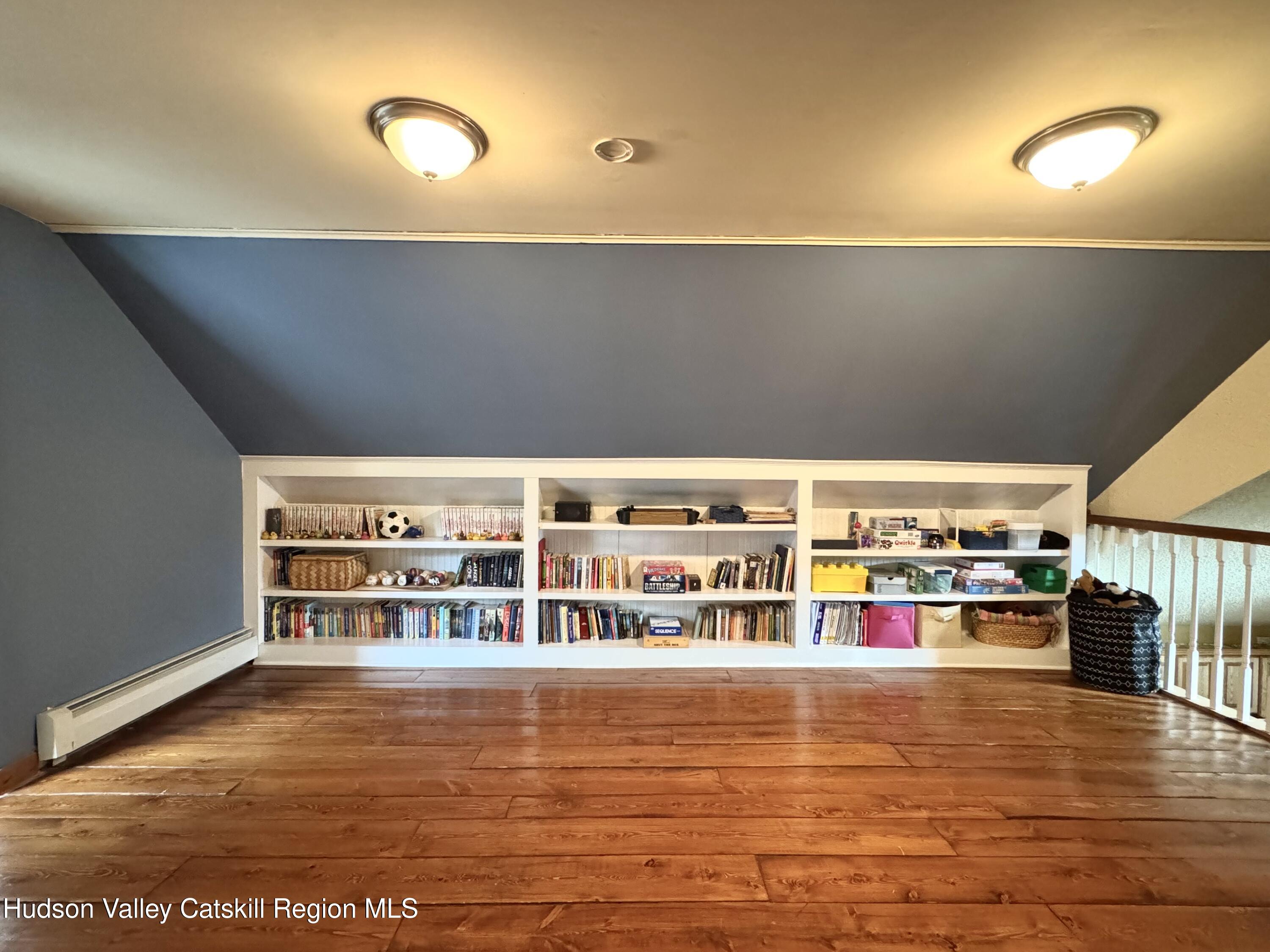 284 Alcove Road