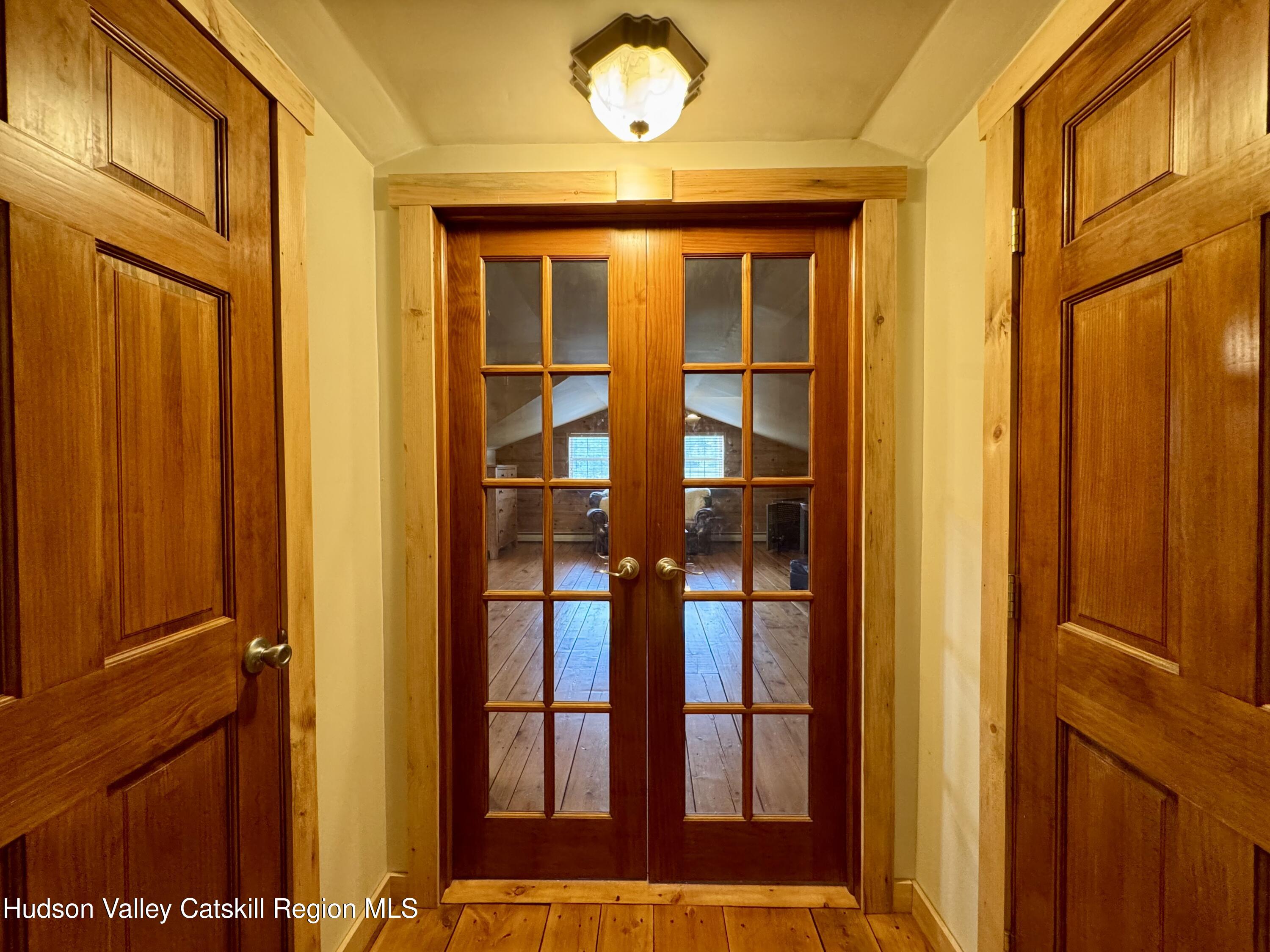 284 Alcove Road