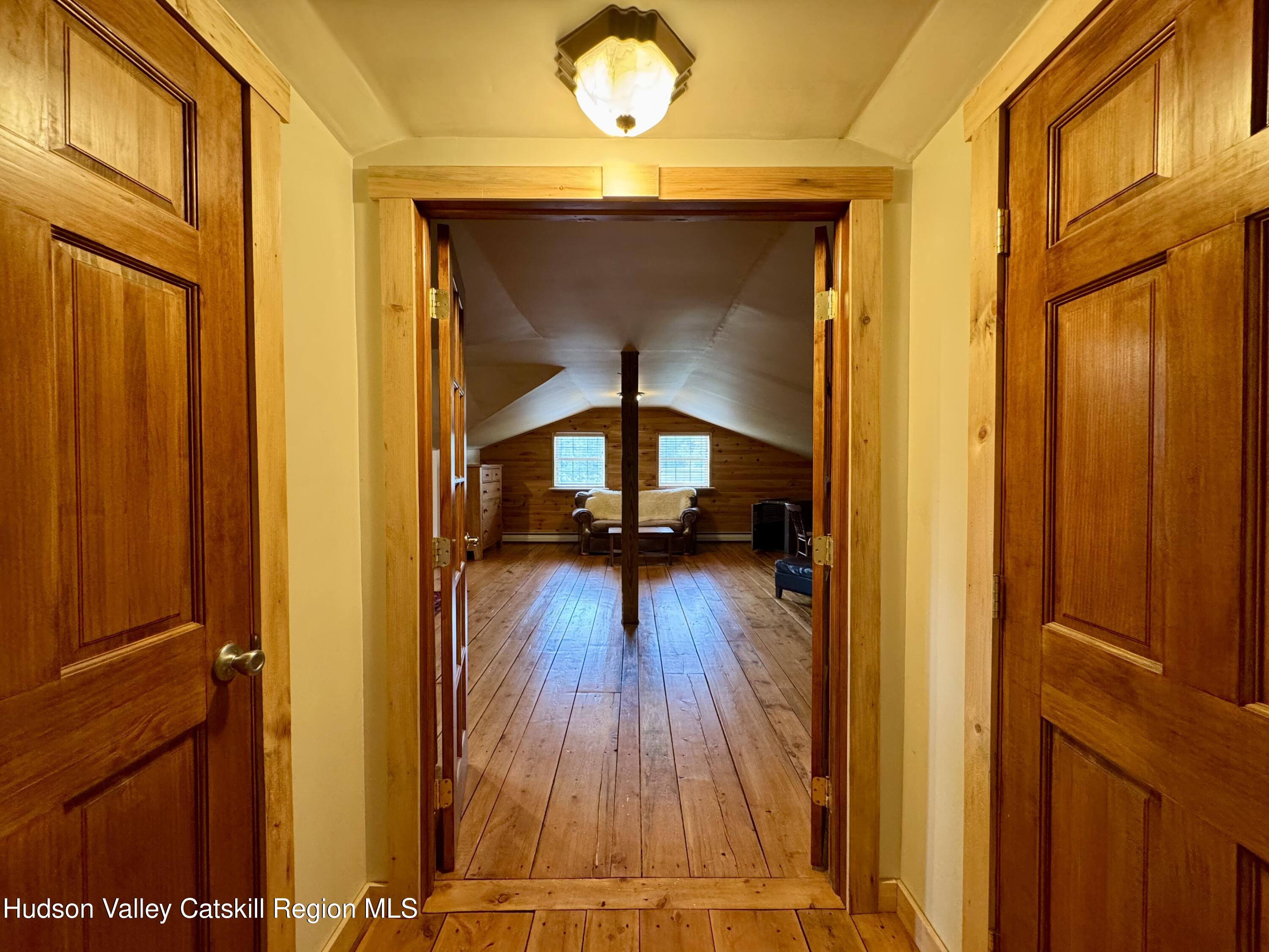 284 Alcove Road