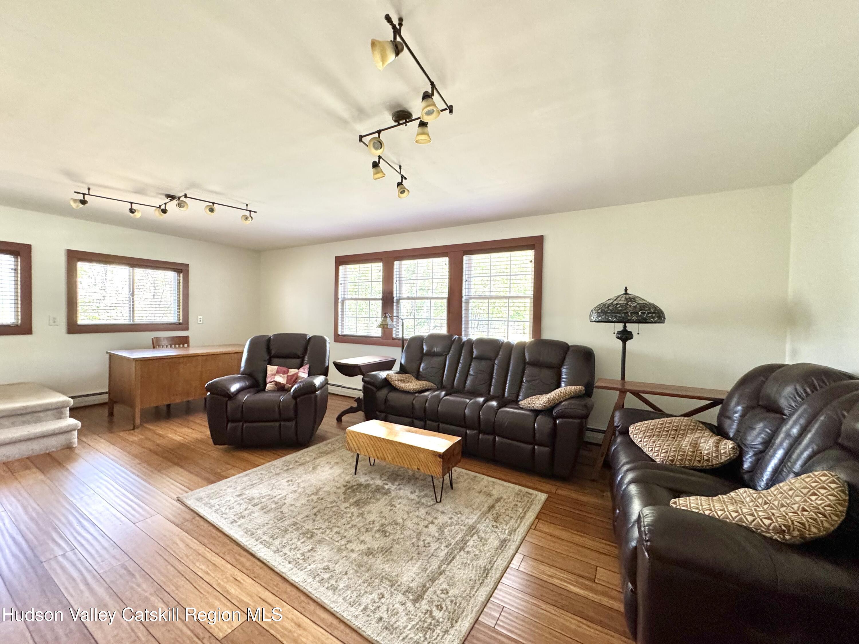 284 Alcove Road