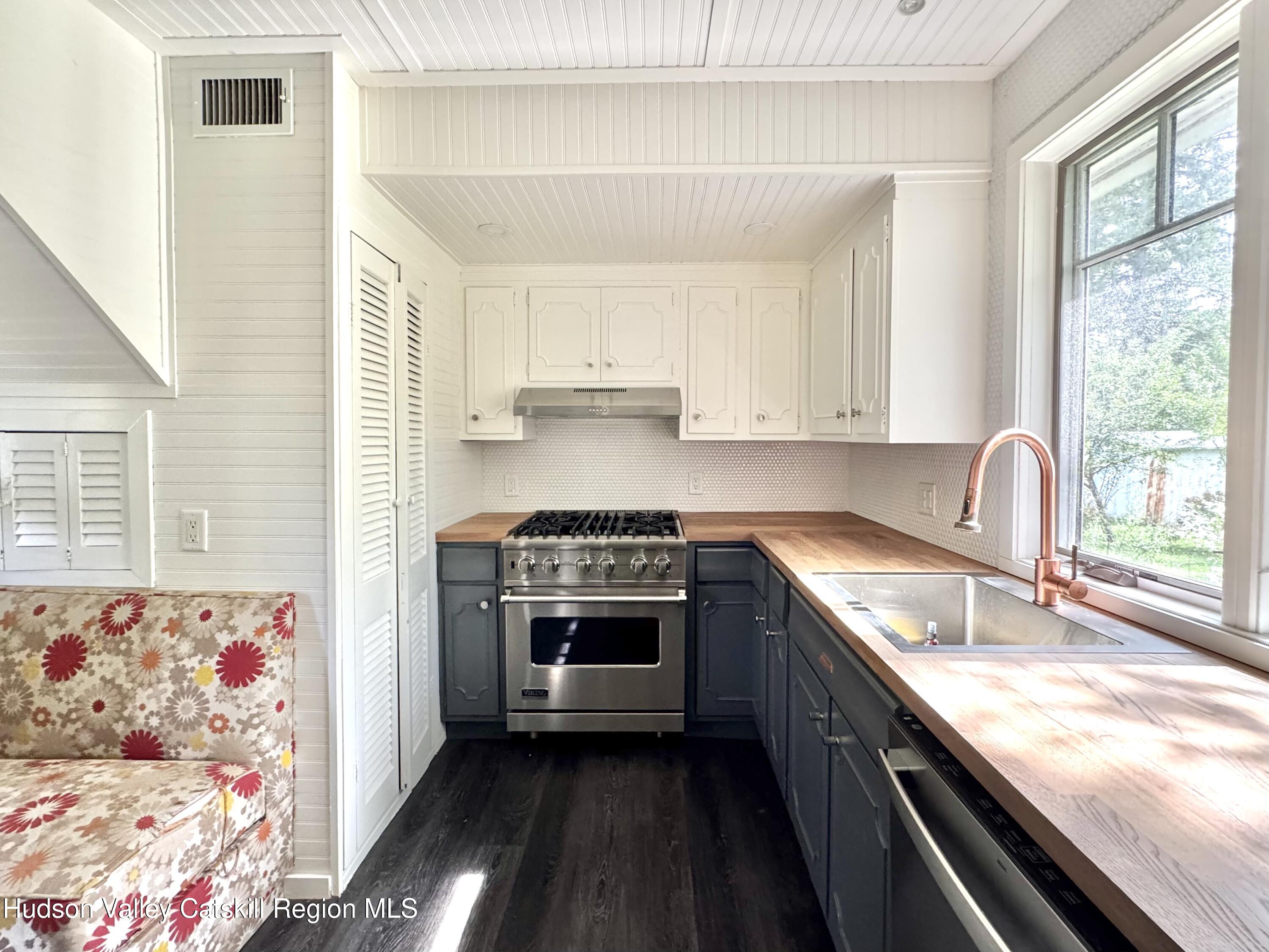 3 Pruyn Place