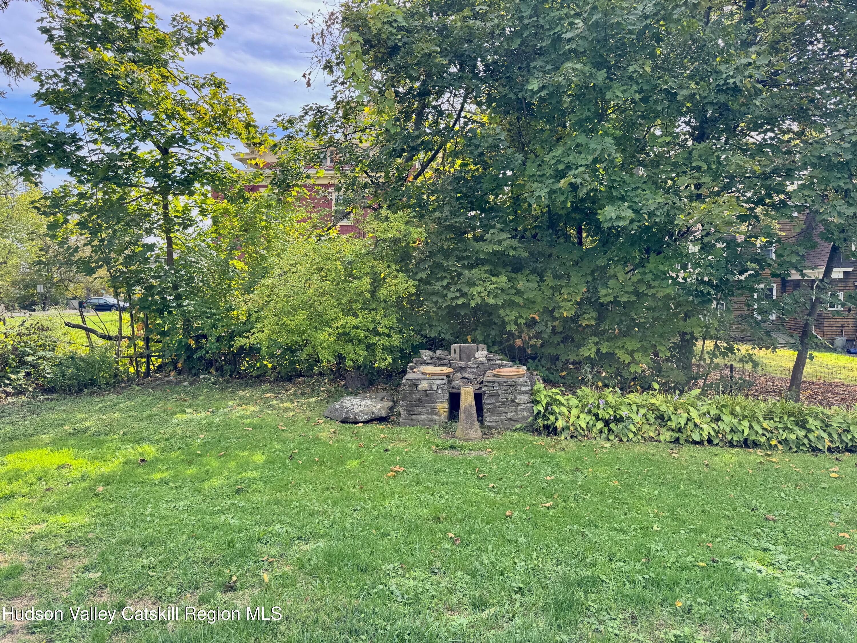 3 Pruyn Place