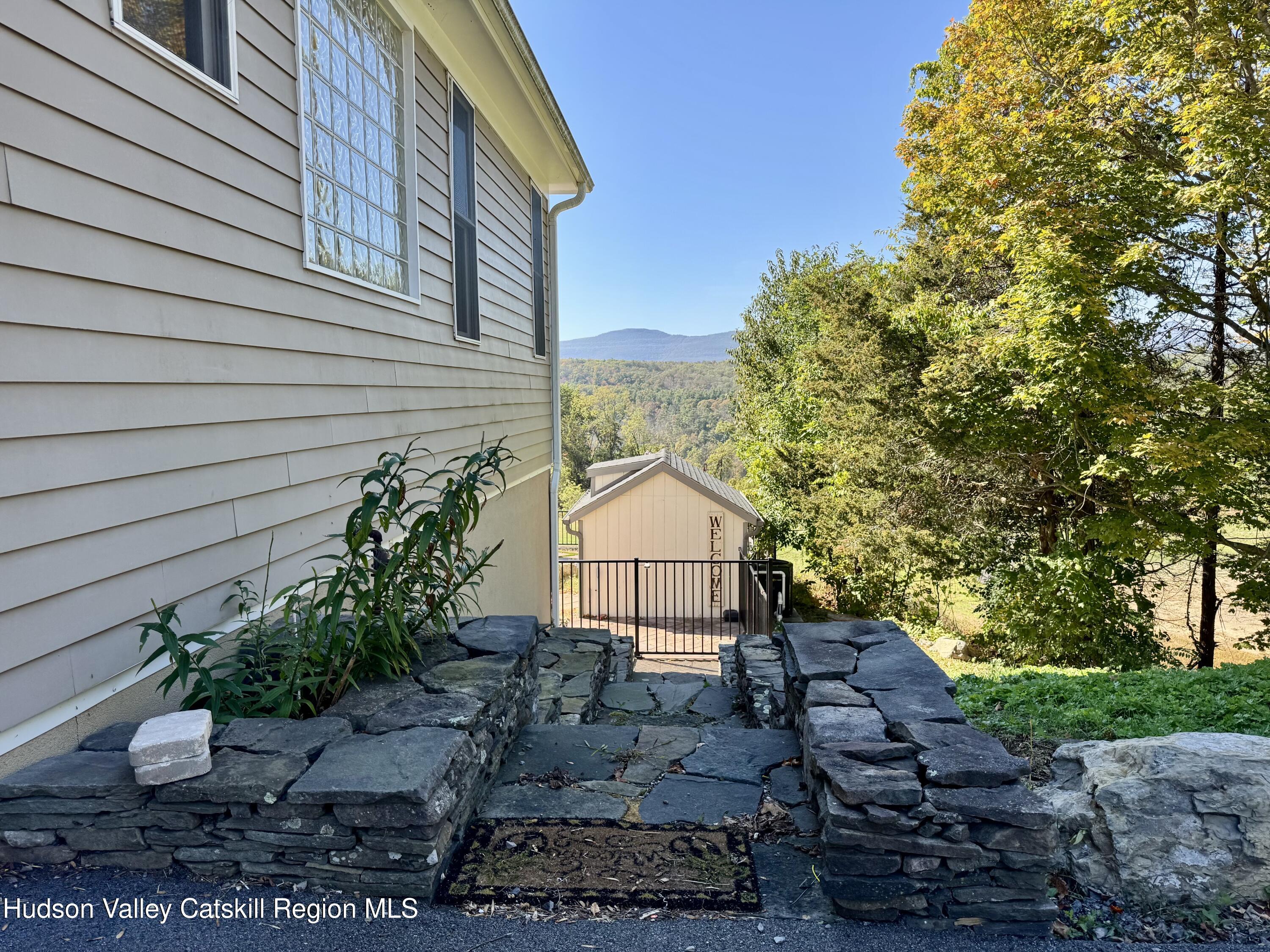 3071 Old Kings Road