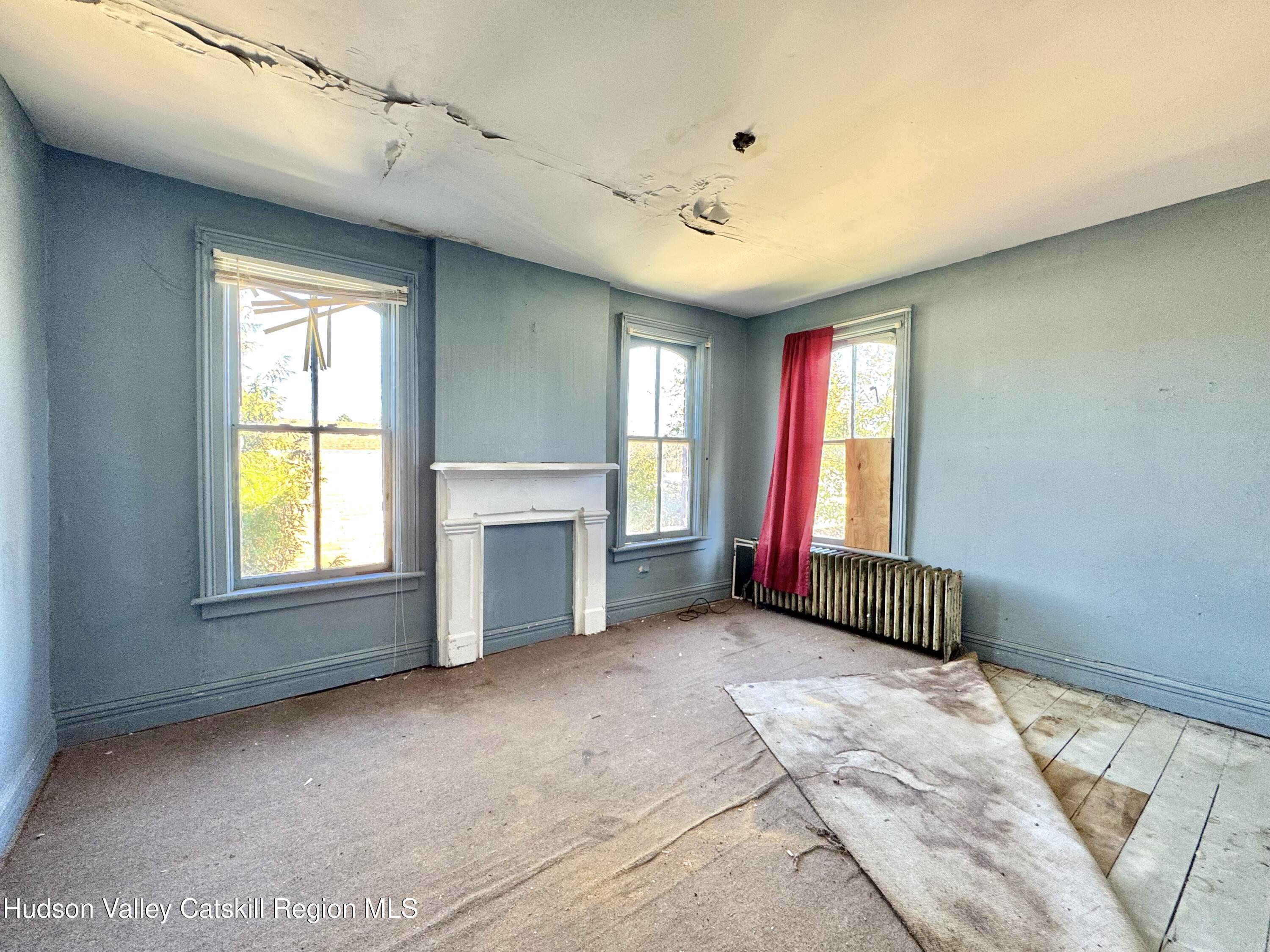 8 Howell Street, Catskill