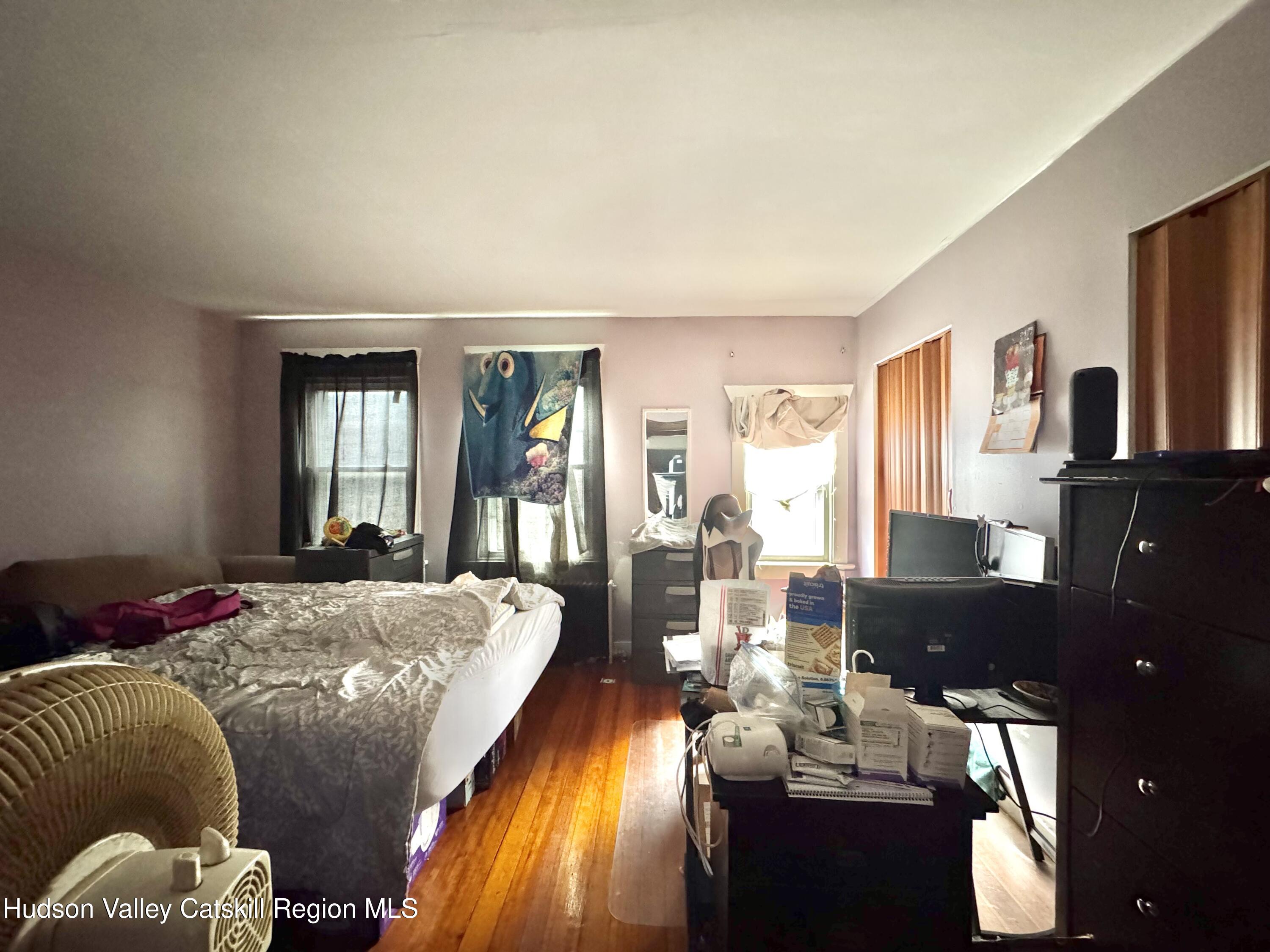 8 Forest Hills Avenue