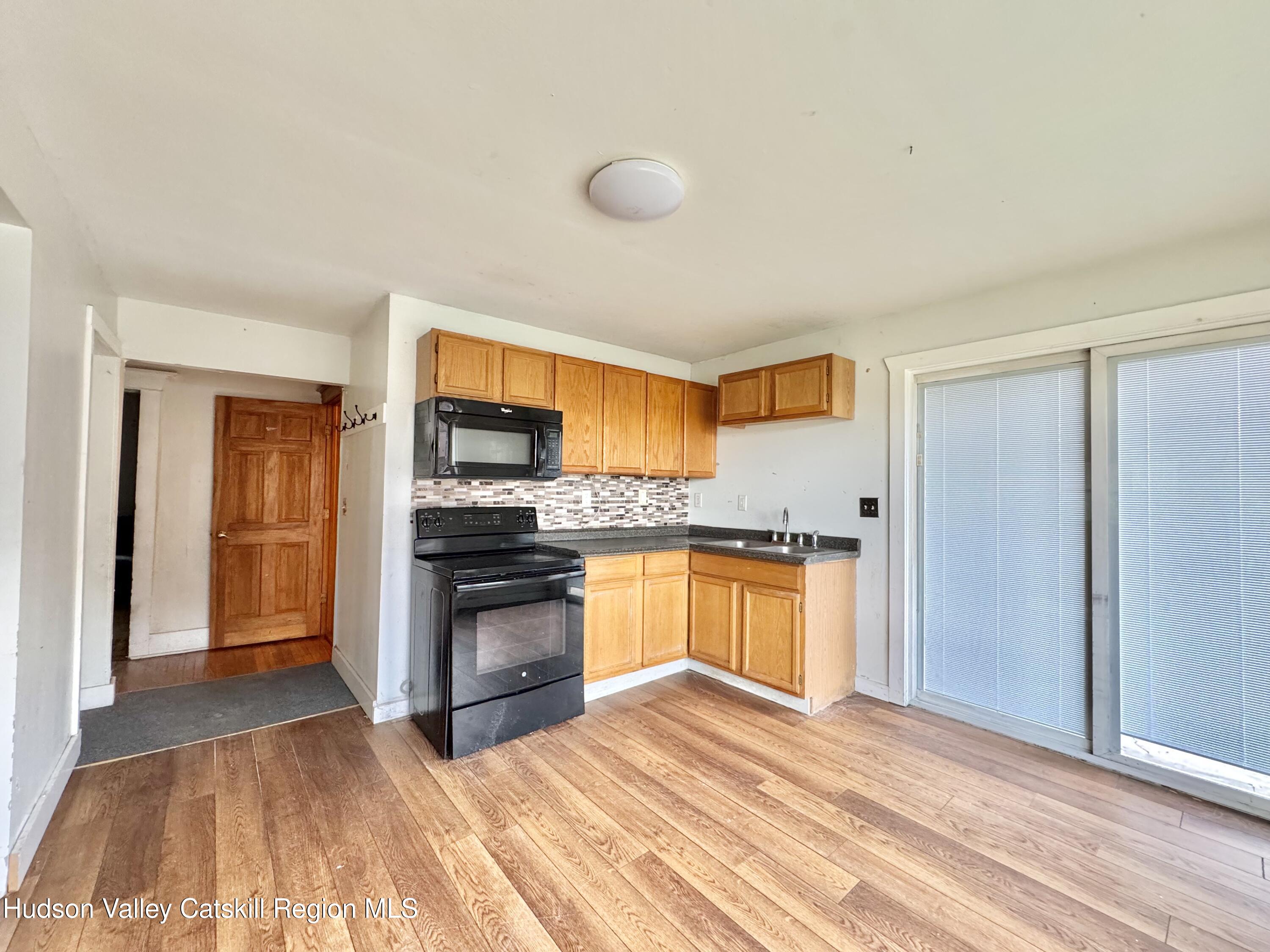 8 Forest Hills Avenue