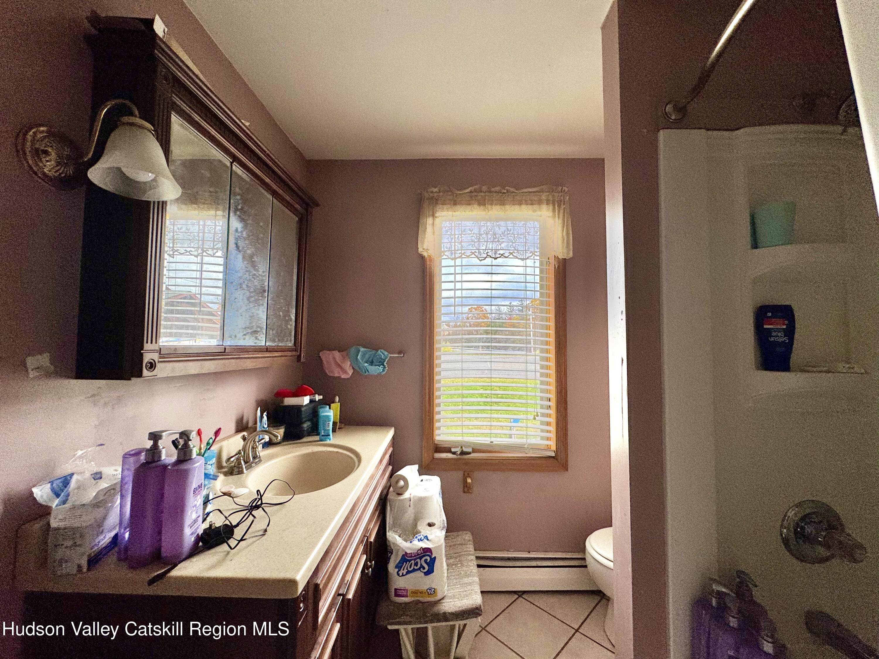 8 Forest Hills Avenue