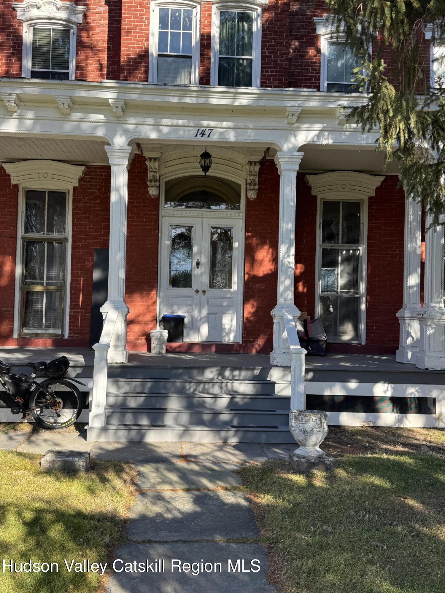 147-151 Grandview Avenue