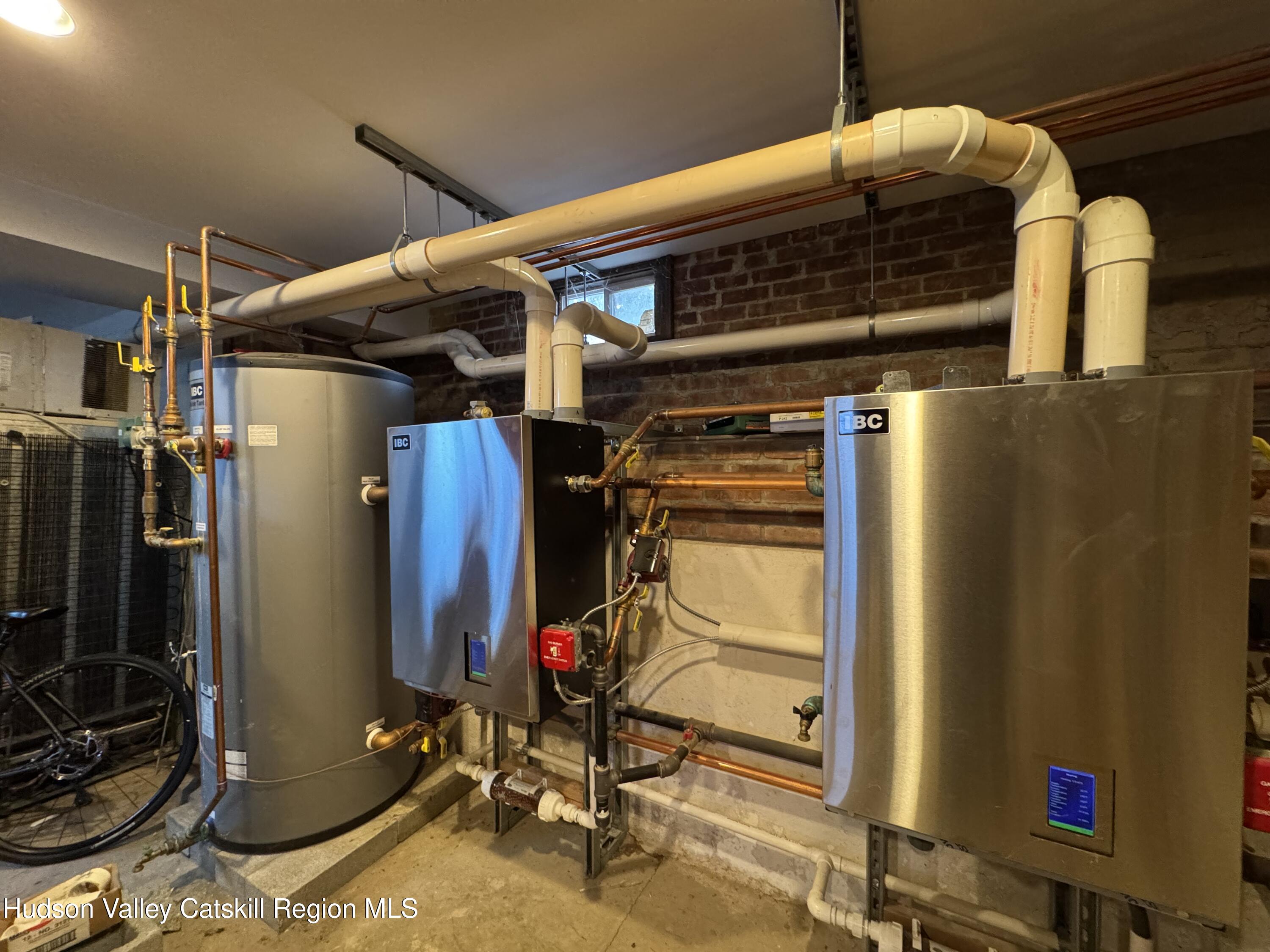 147-151 Grandview Avenue